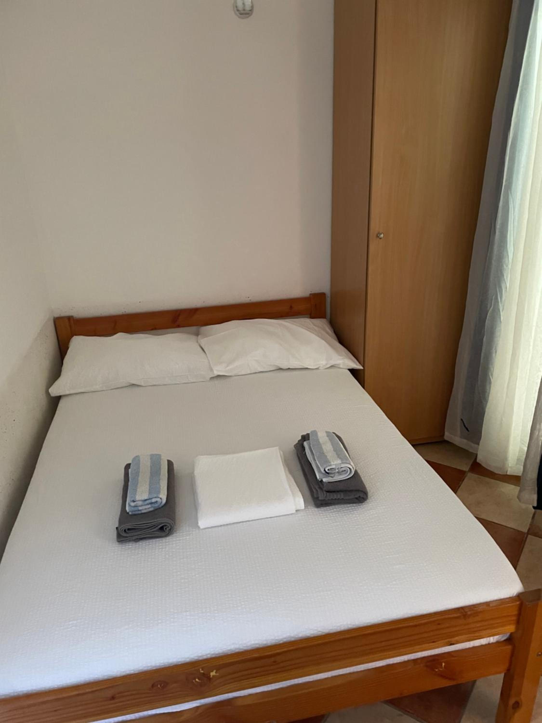 Two-Bedroom Apartment with Sea View (6 Adults) photo 3