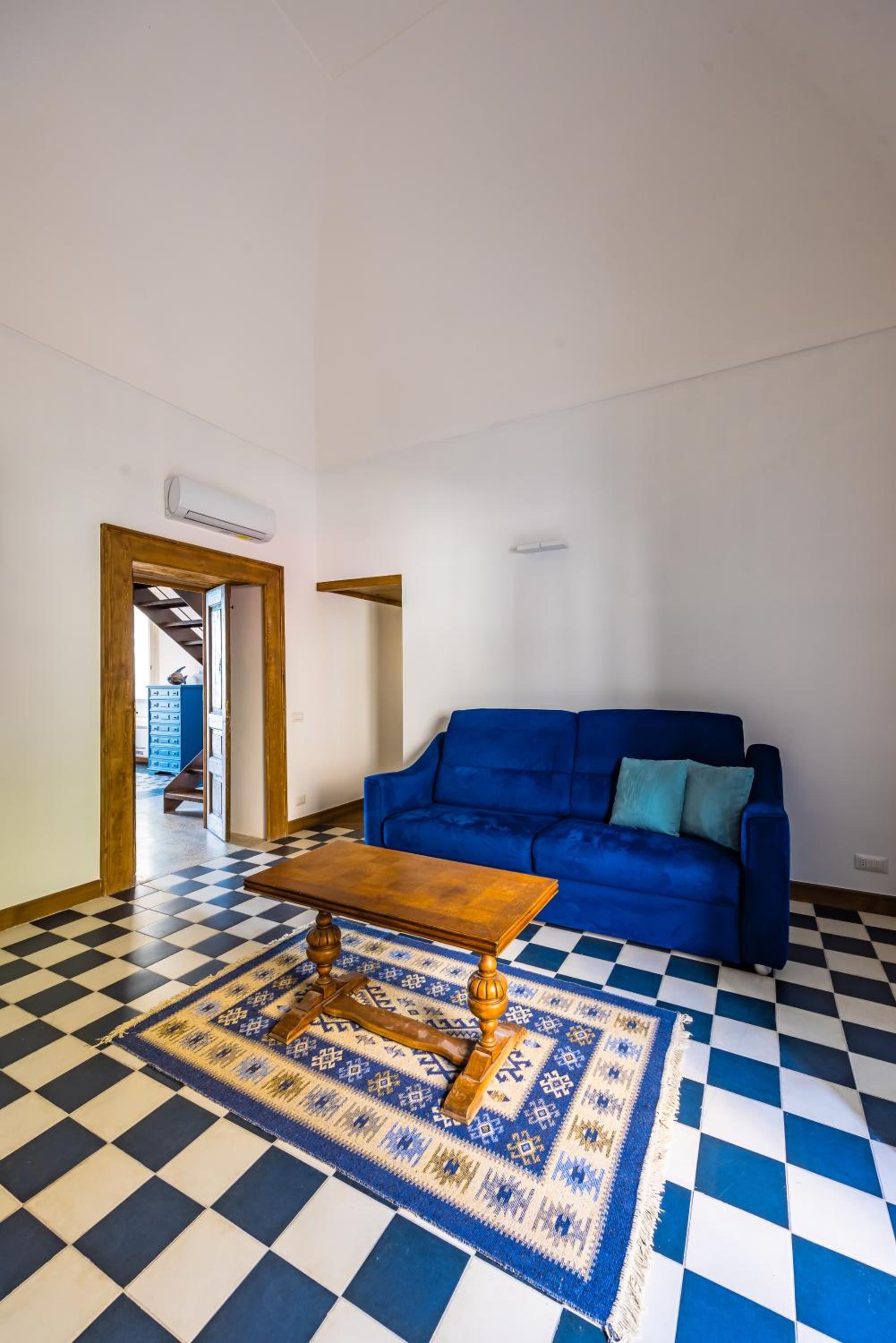 One-Bedroom House photo 1