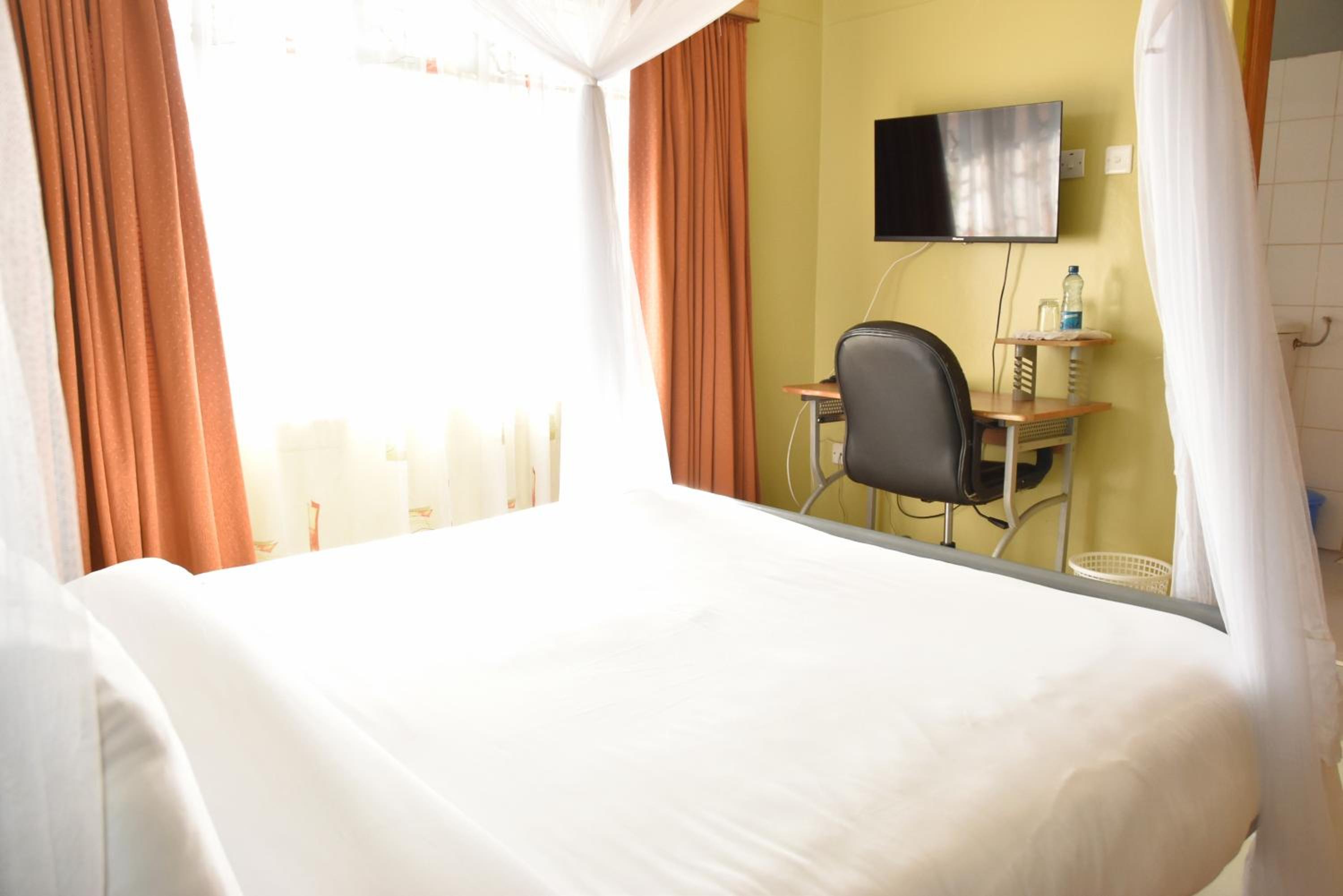 Deluxe Single Room photo 3