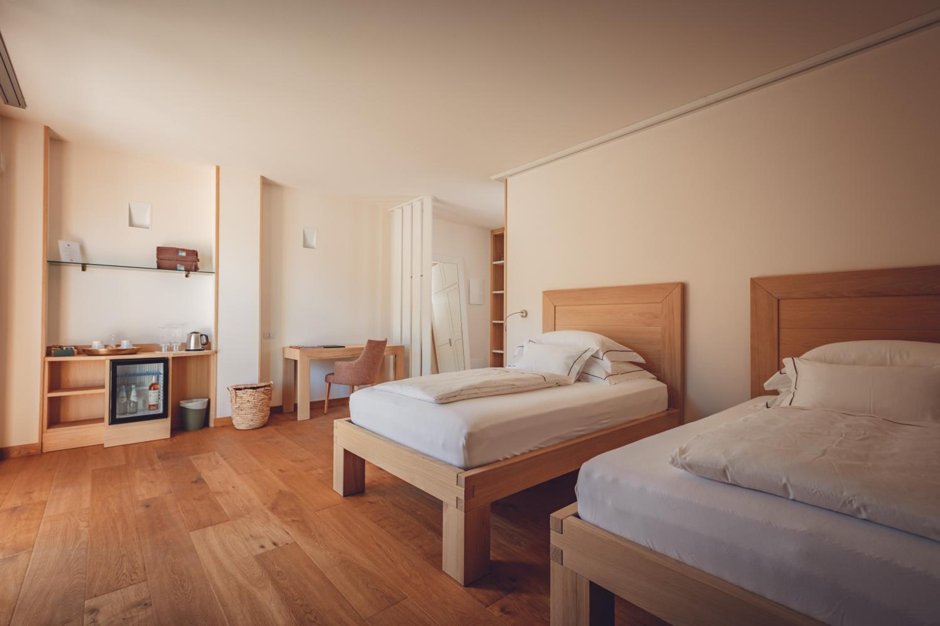 Suite with Terrace - Photo 8