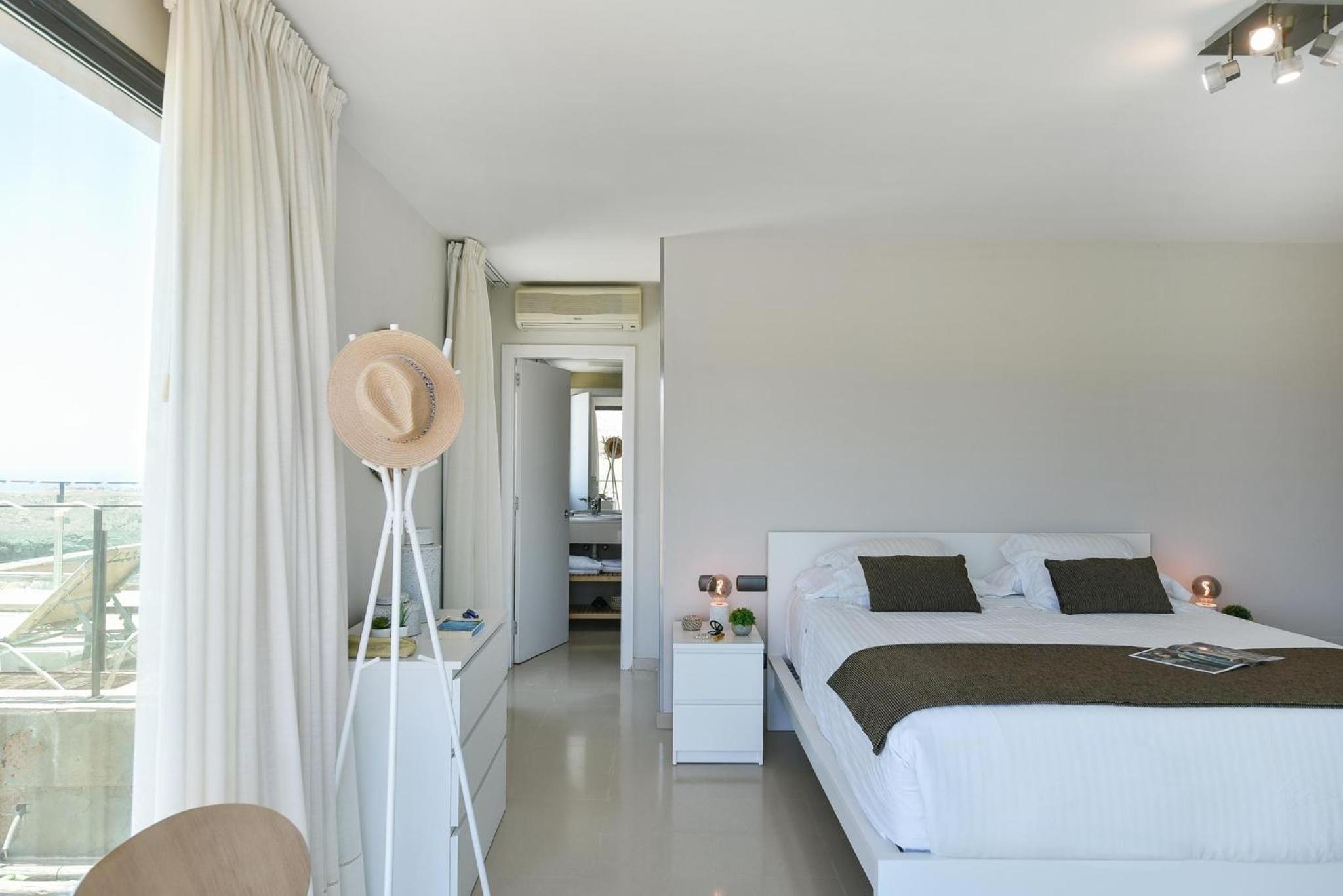 Villa de Tres Habitaciones
