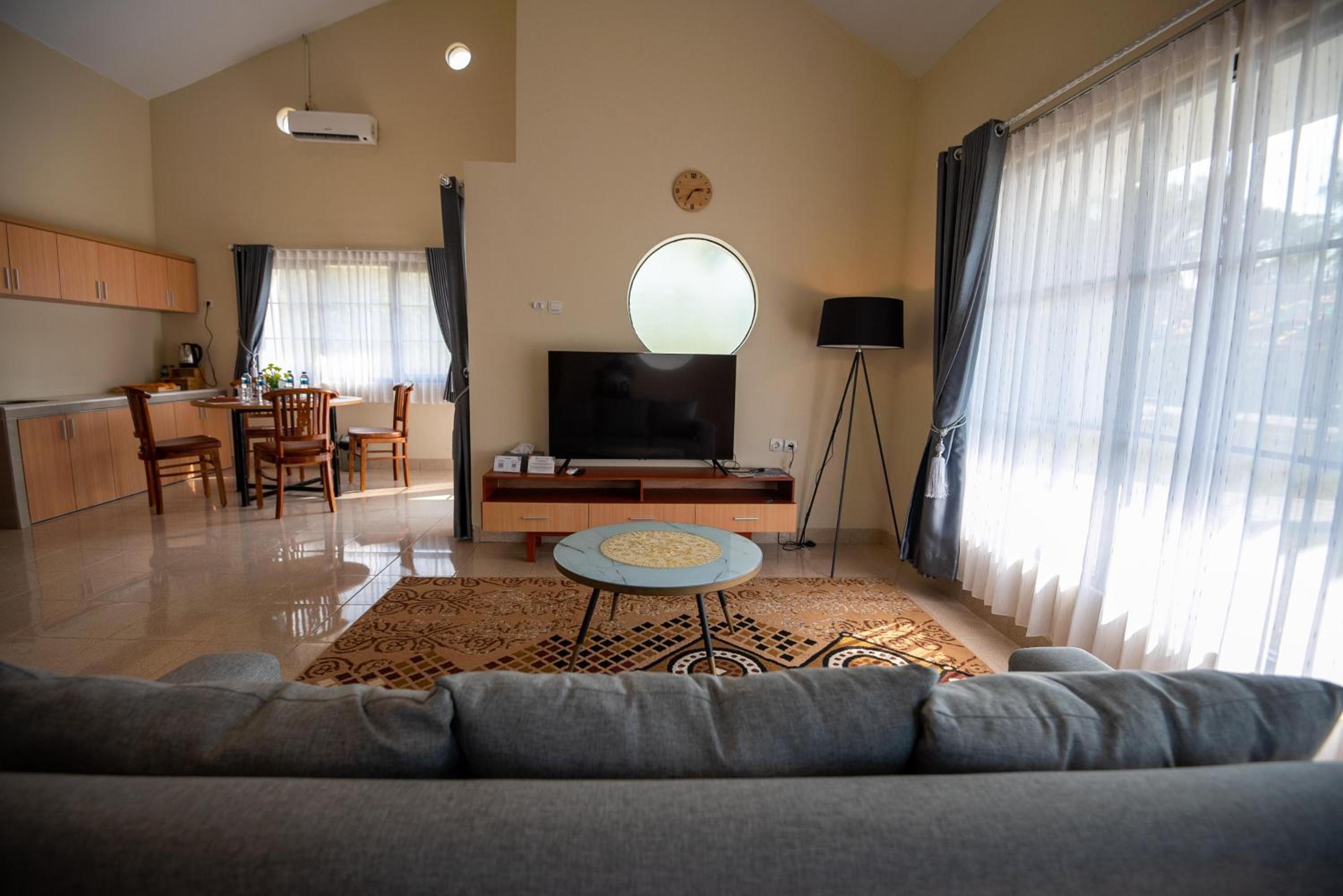 Suite with Garden View photo 1