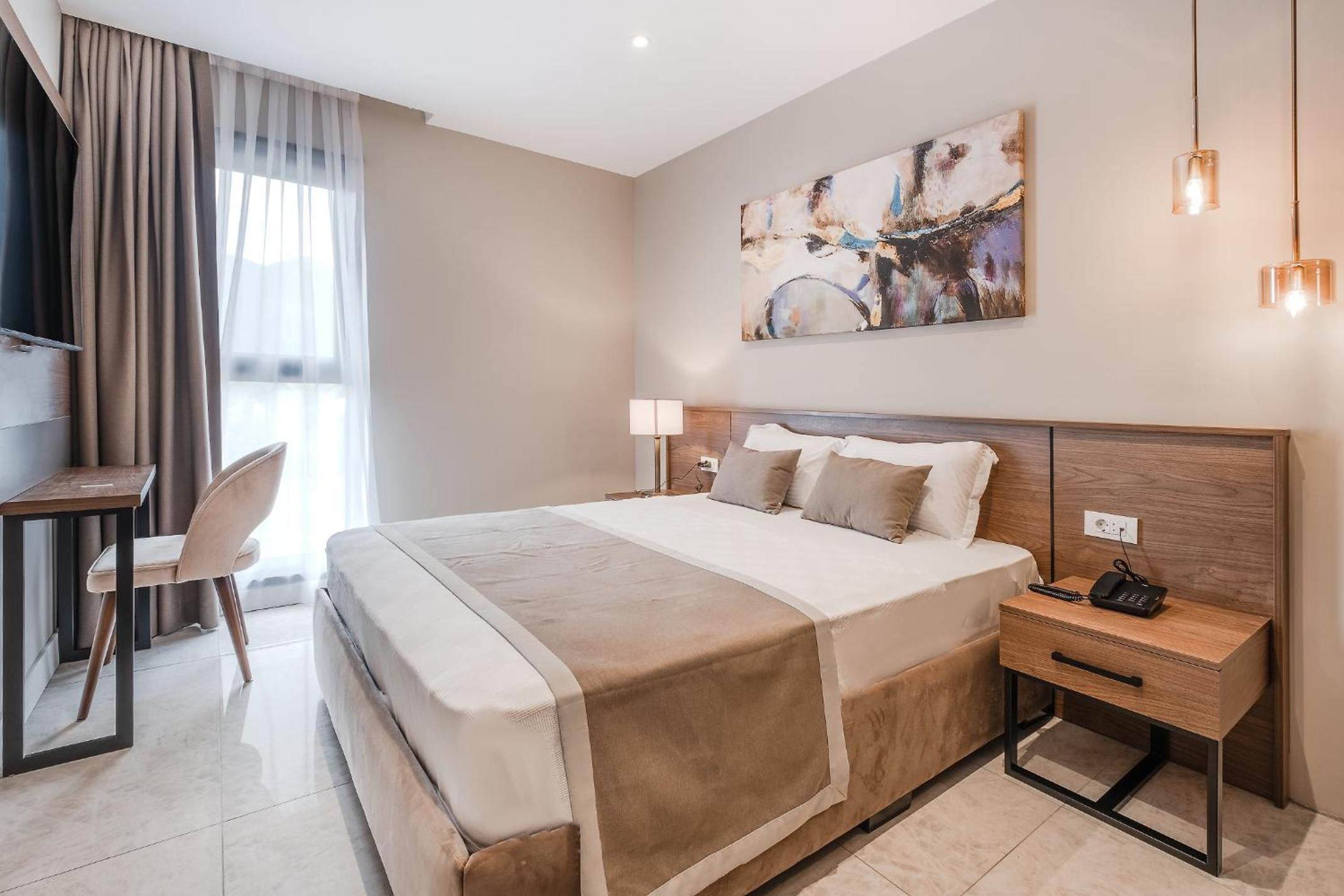 King Suite with Sea View - Photo 1