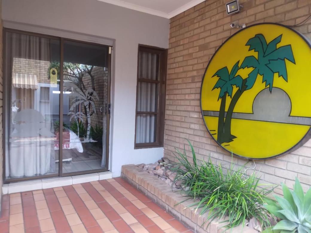 Deluxe Double Room (2 Adults + 1 Child) - Photo 6