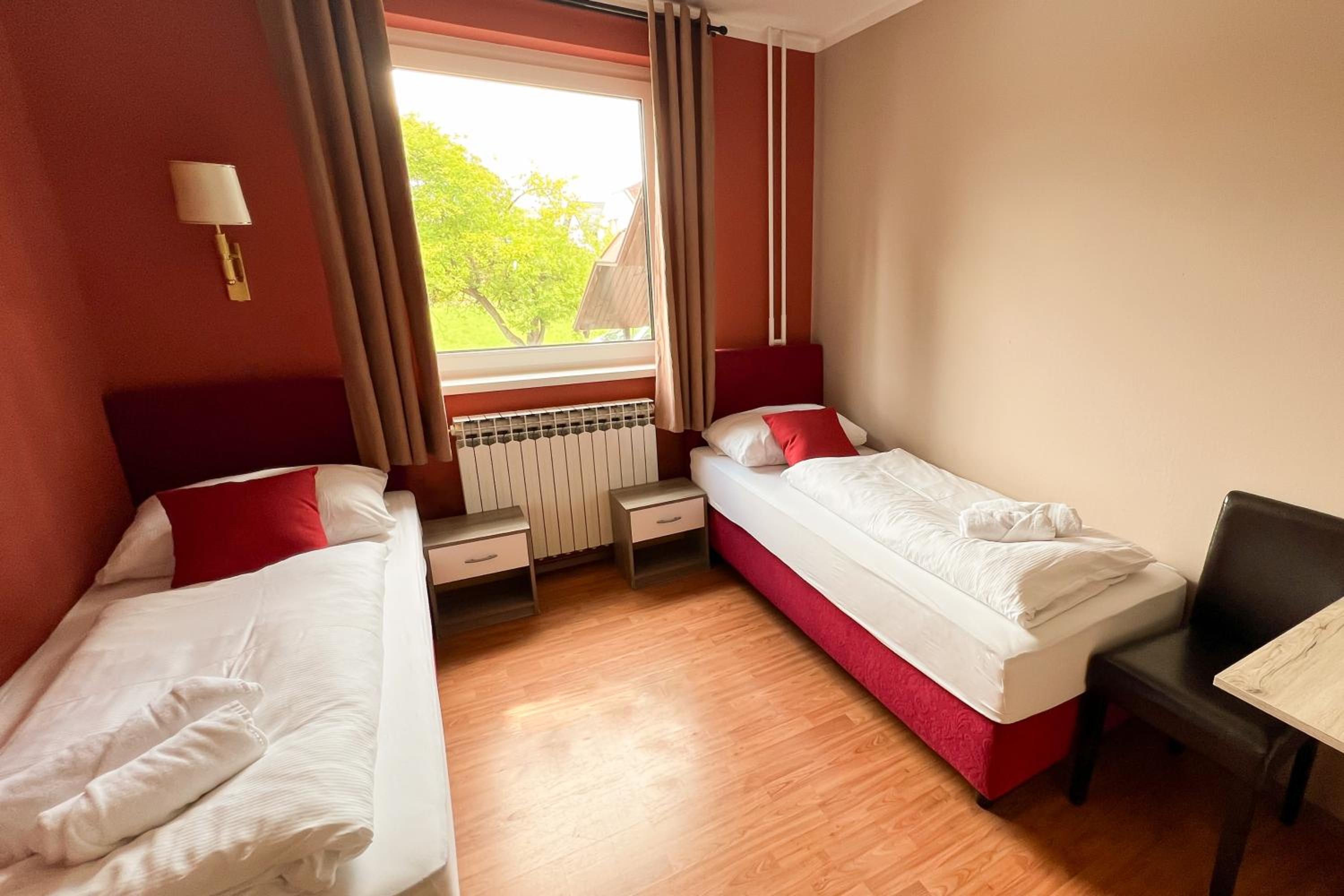 Quadruple Room with Private External Bathroom