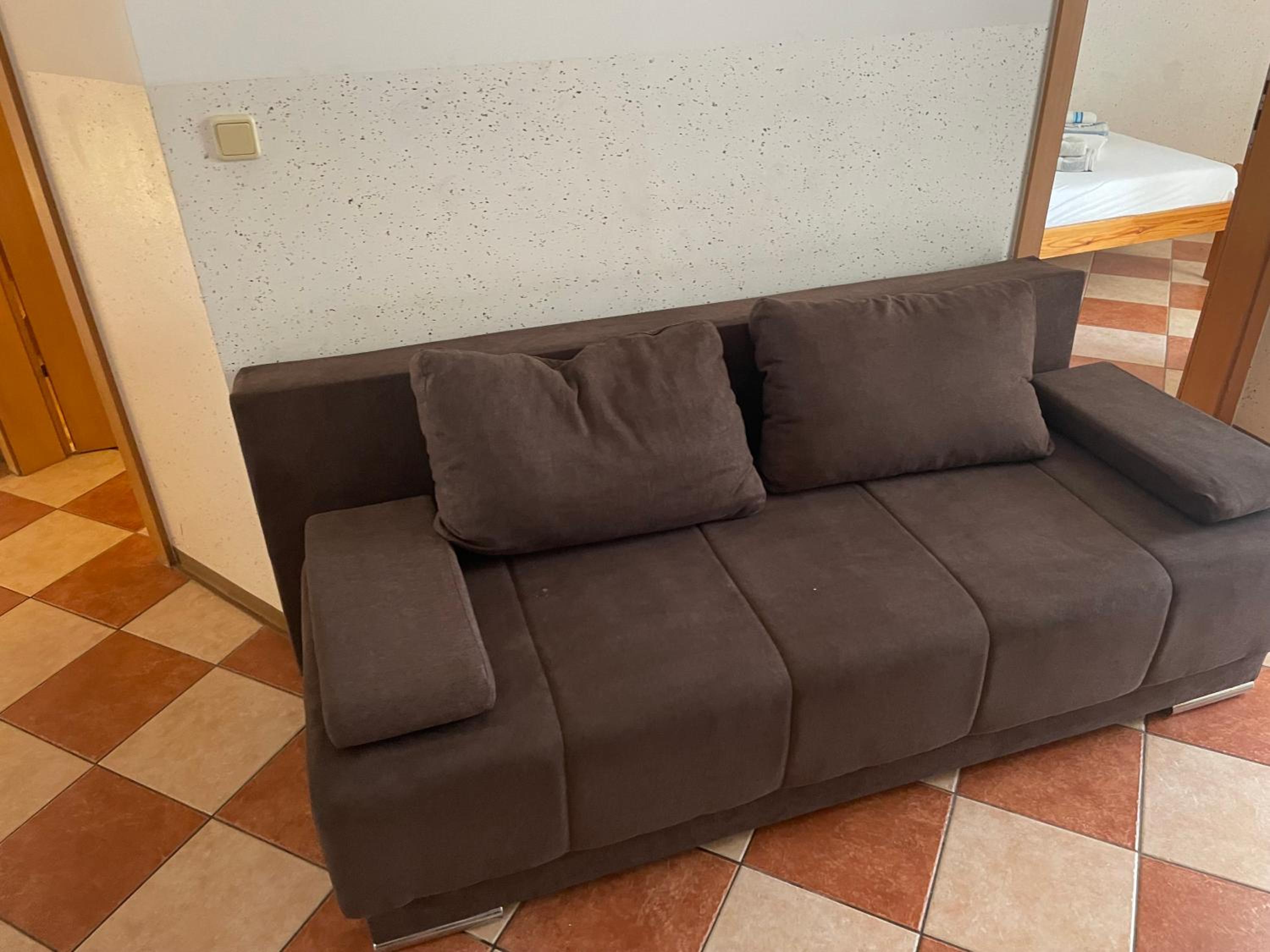 Two-Bedroom Apartment with Balcony (5 Adults)