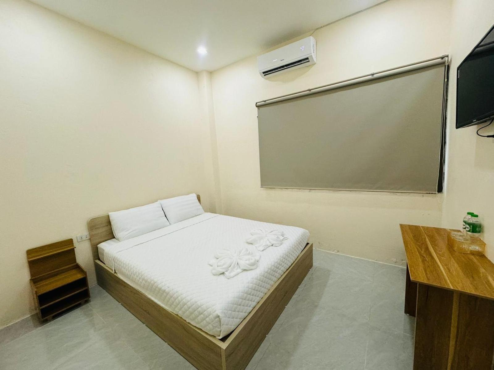 Double Room - Photo 14