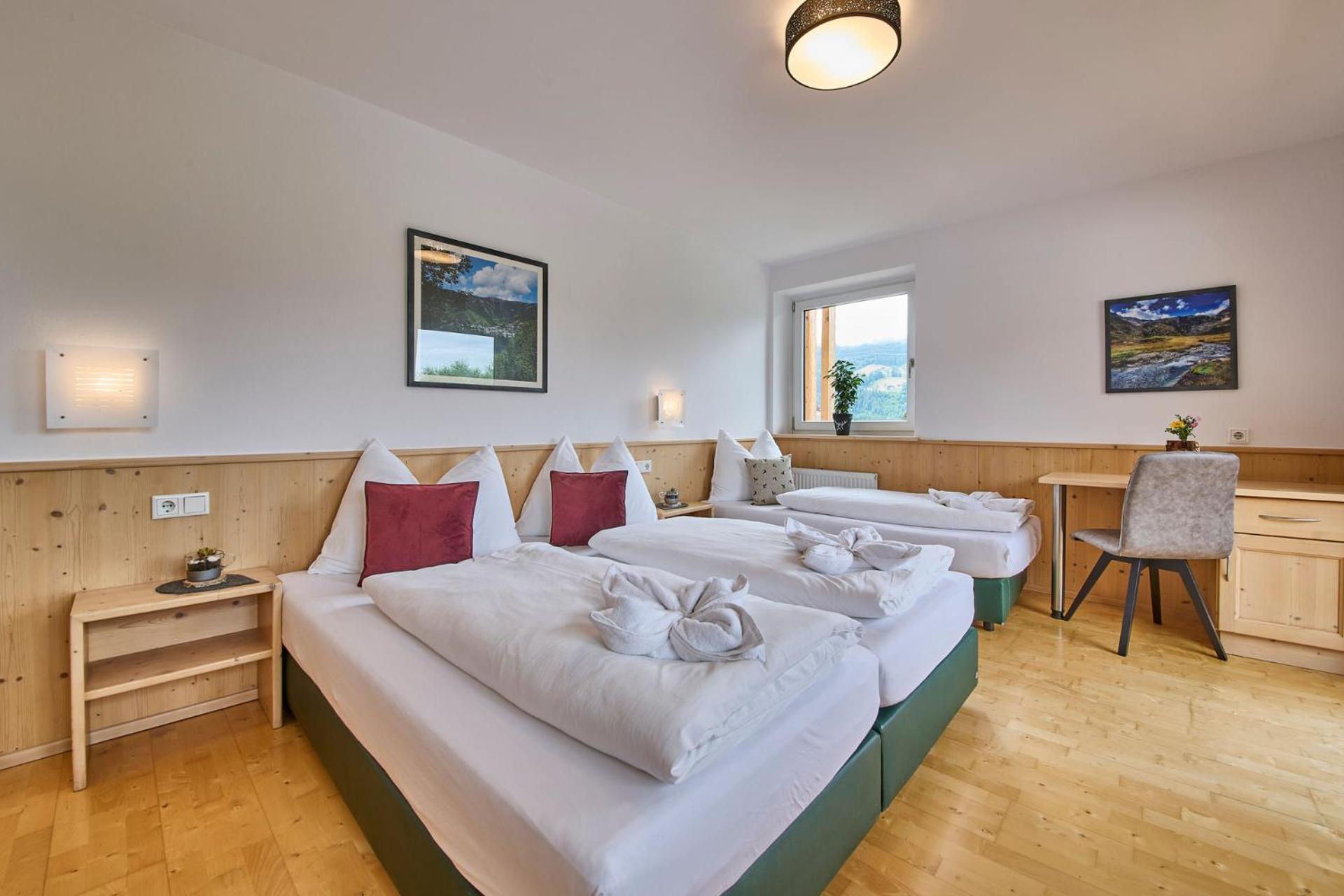 Classic Triple Room photo 1