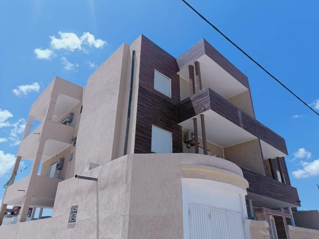 Villa photo 1
