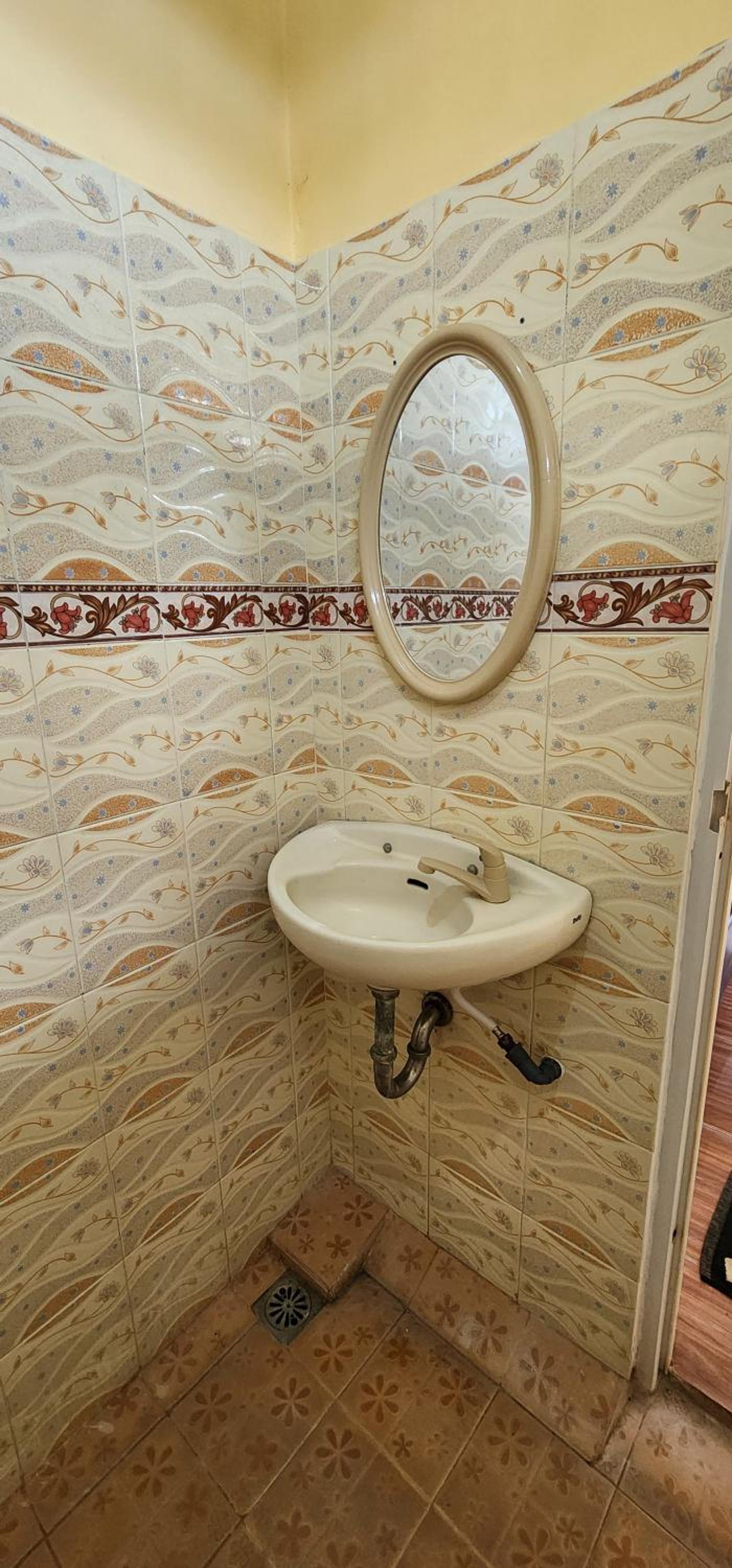 Standard Queen Room - Photo 18