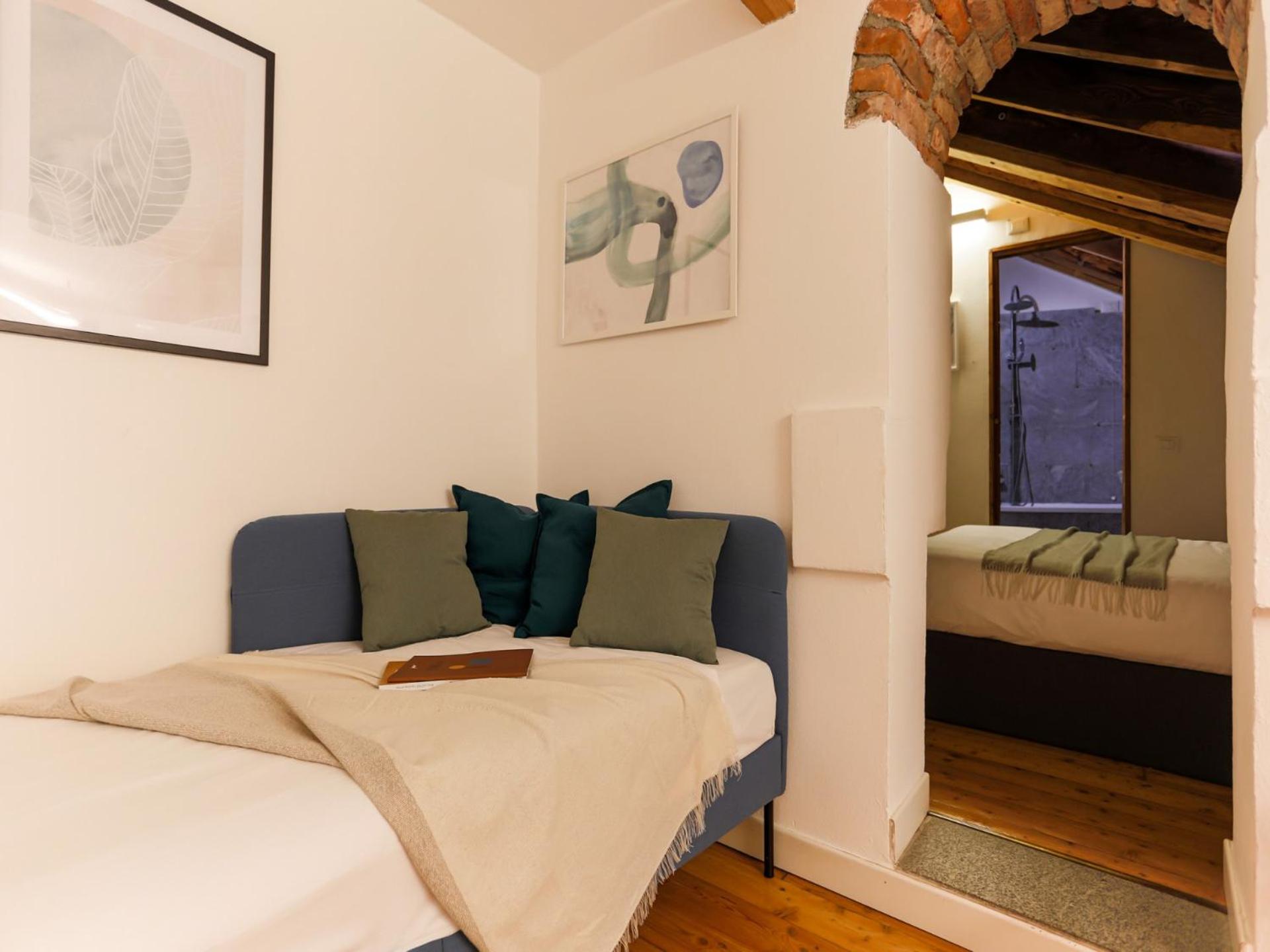 One-Bedroom Apartment - Corso di Porta Romana, 94