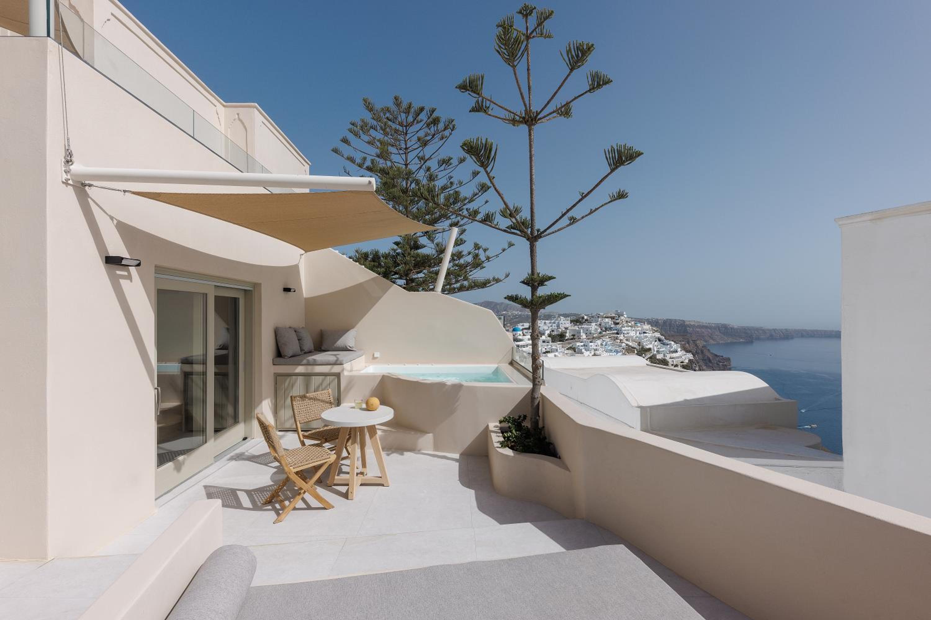 1 Bedroom apartment with partial sea view and Hot Tub photo 2