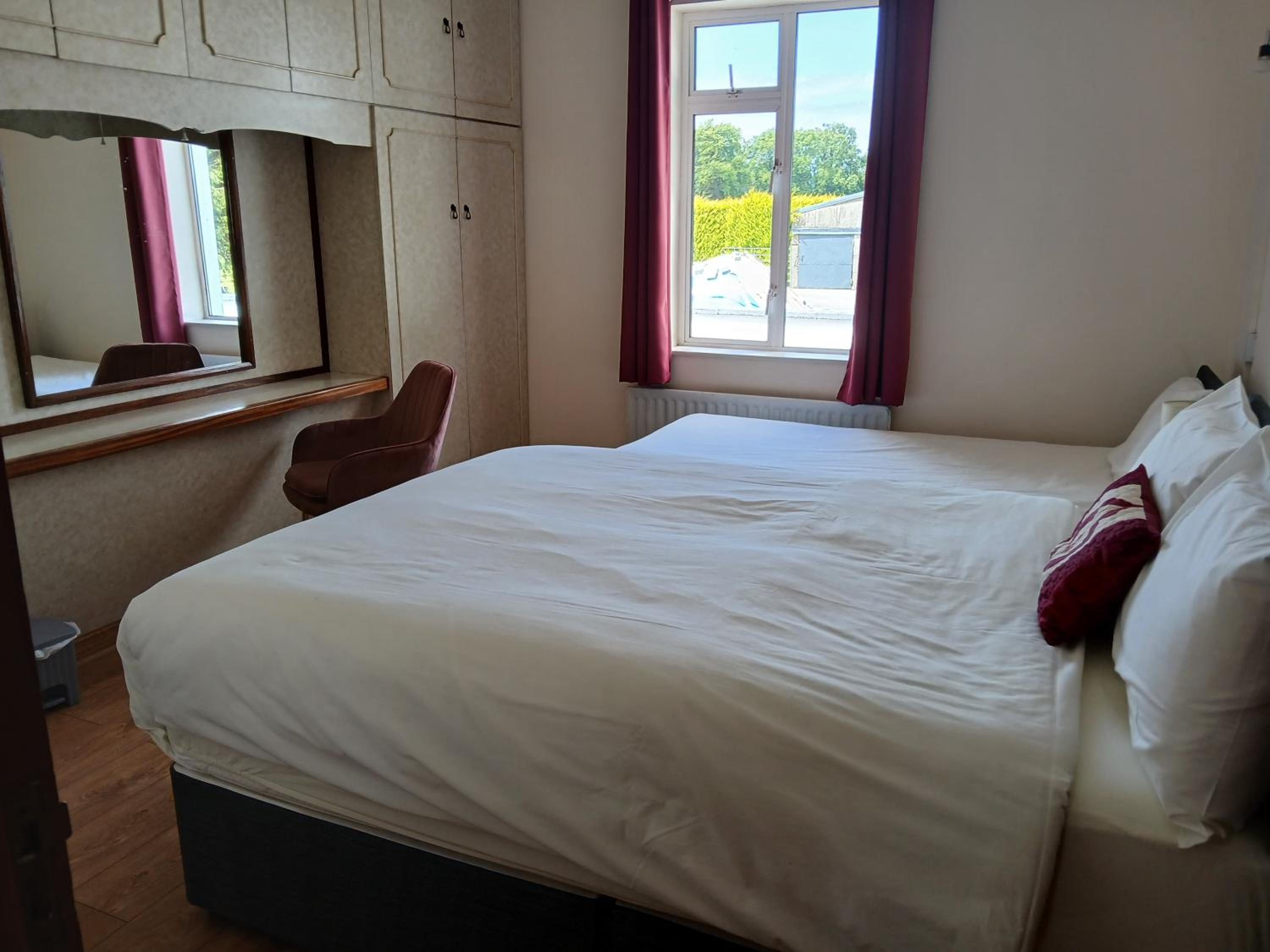 Three-Bedroom House - Photo 13