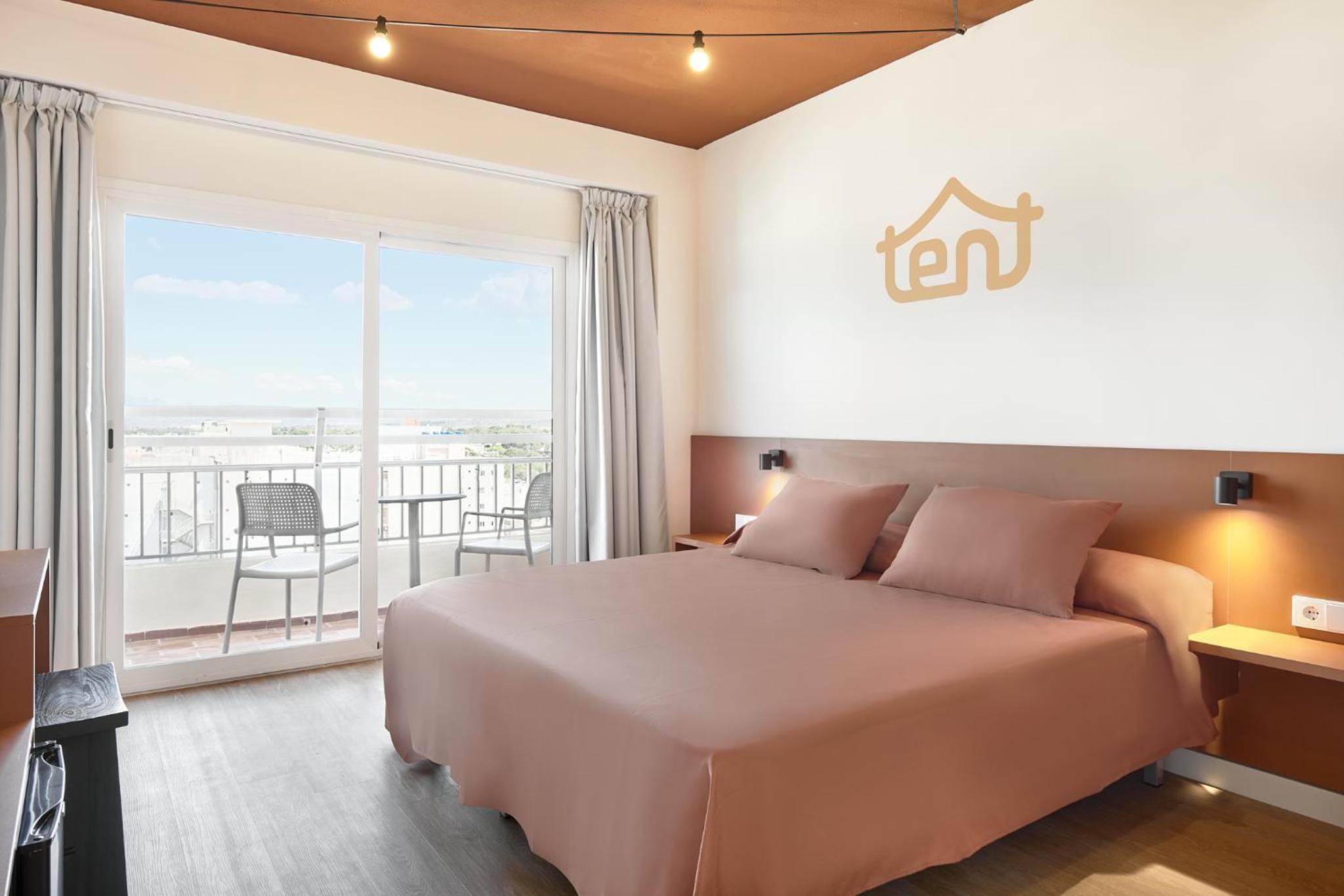Double Room with Side Sea View  (2 Adults) - Bed & Unlimited Brunch  photo 3