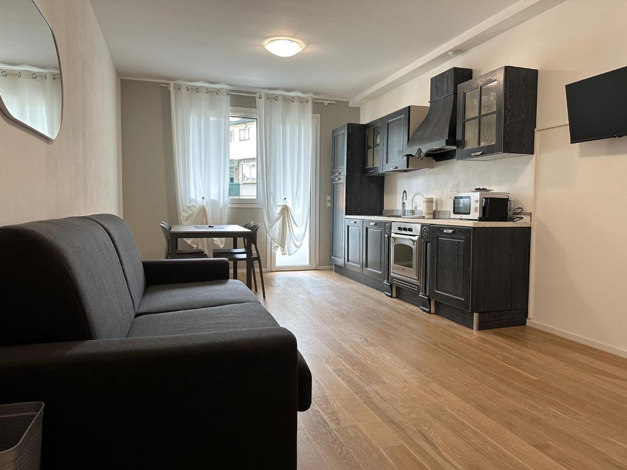 Apartment photo 2