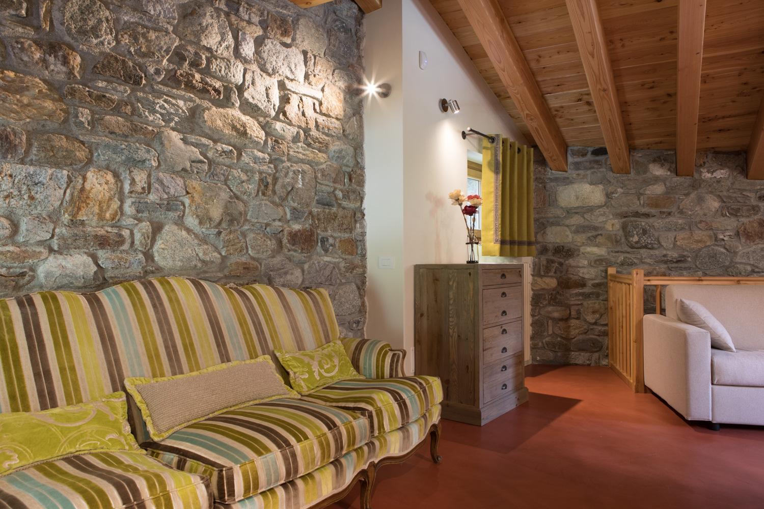 Two-Bedroom Deluxe Apartment