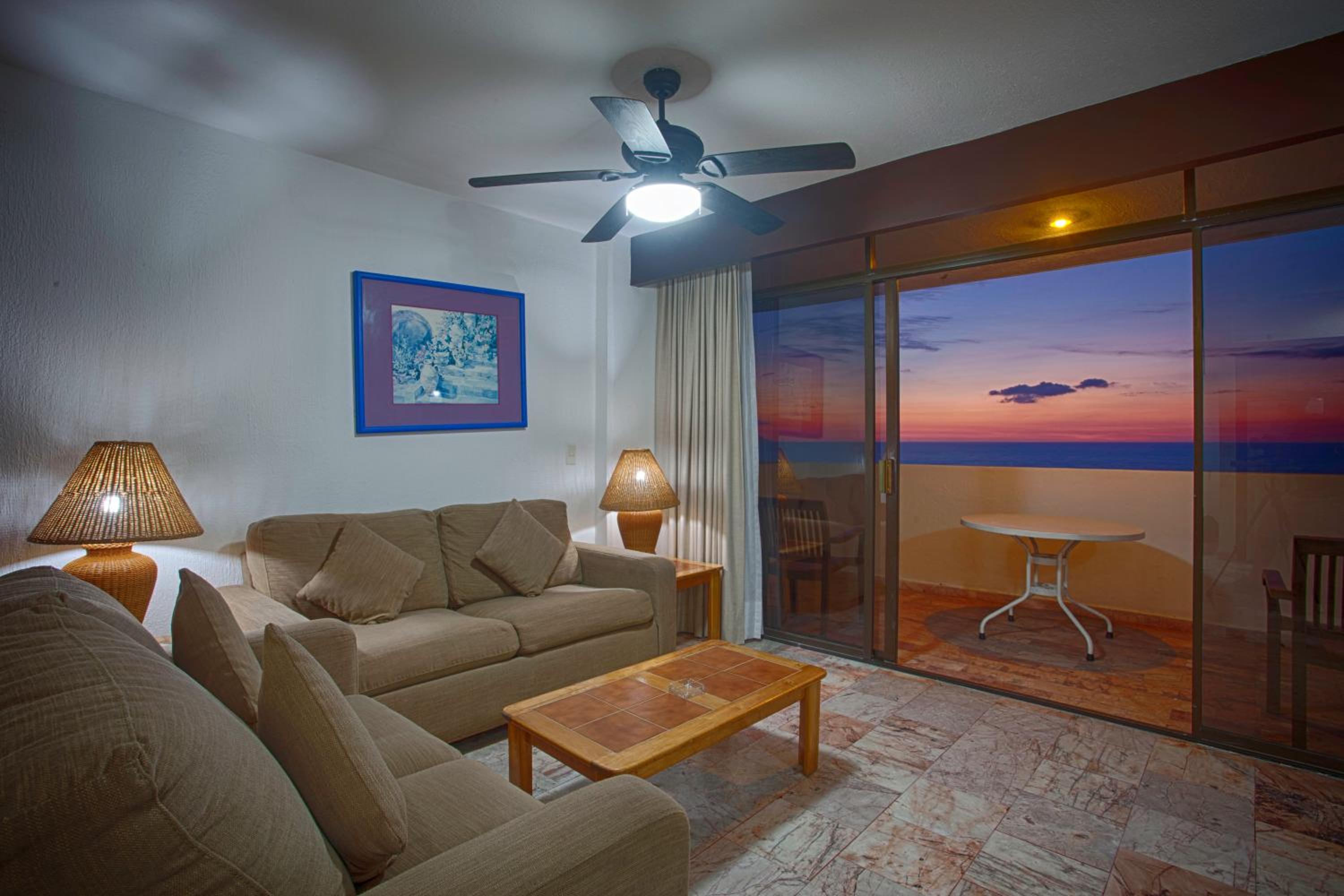 One Bedroom Ocean Front Suite