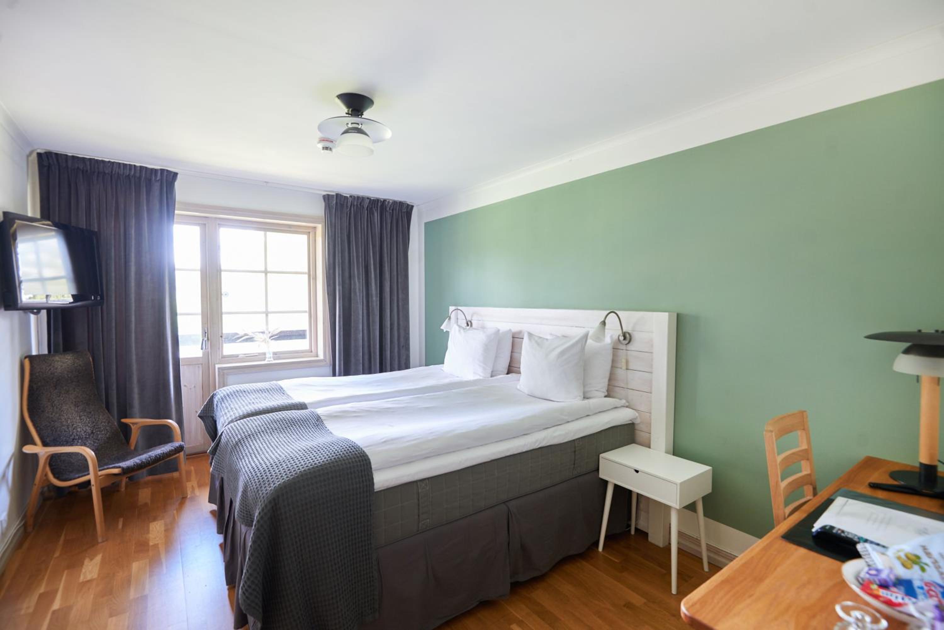 Double Room - Photo 3