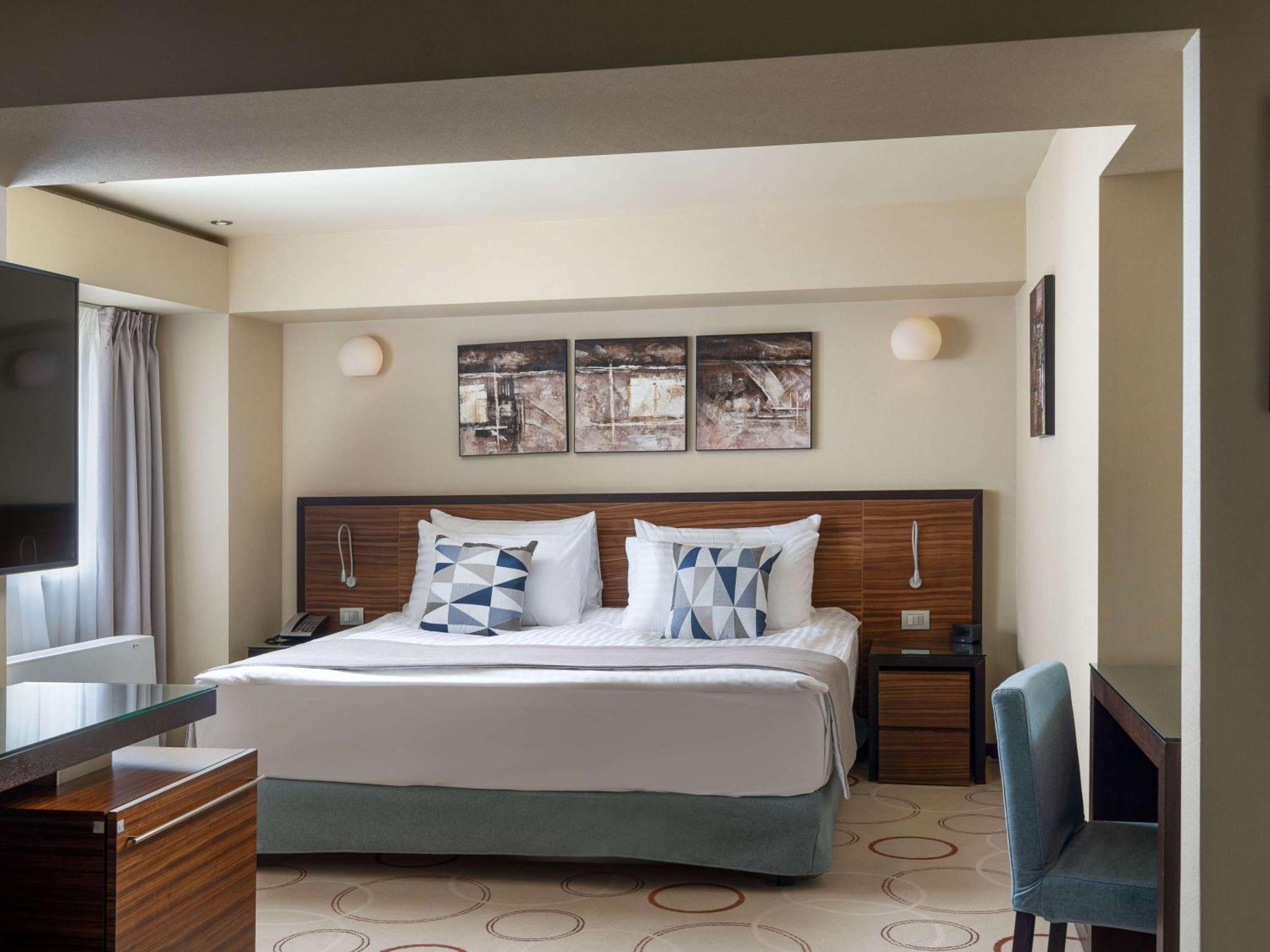 King Suite with Sofa photo 1