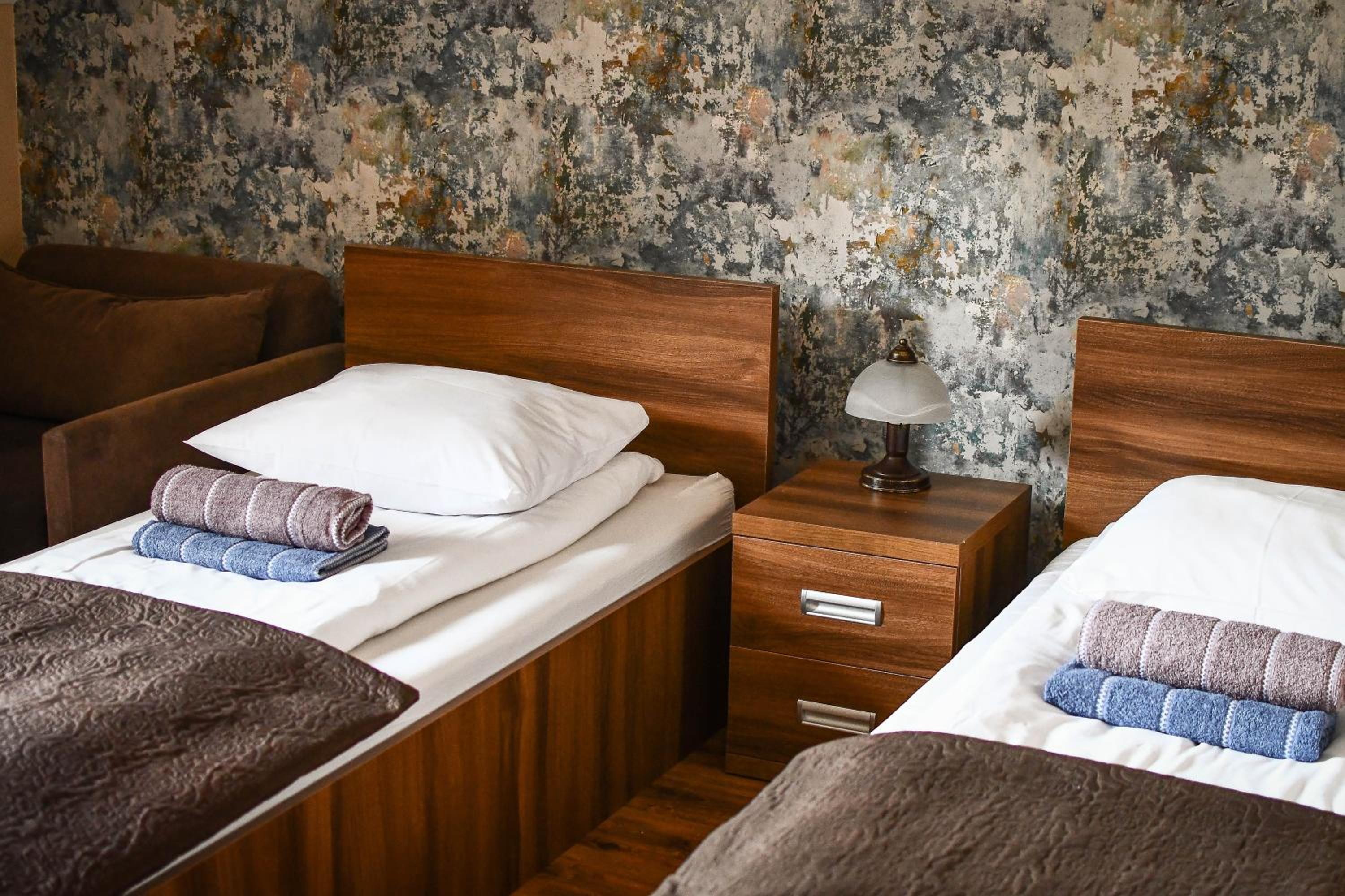 Double or Twin Room - Photo 3
