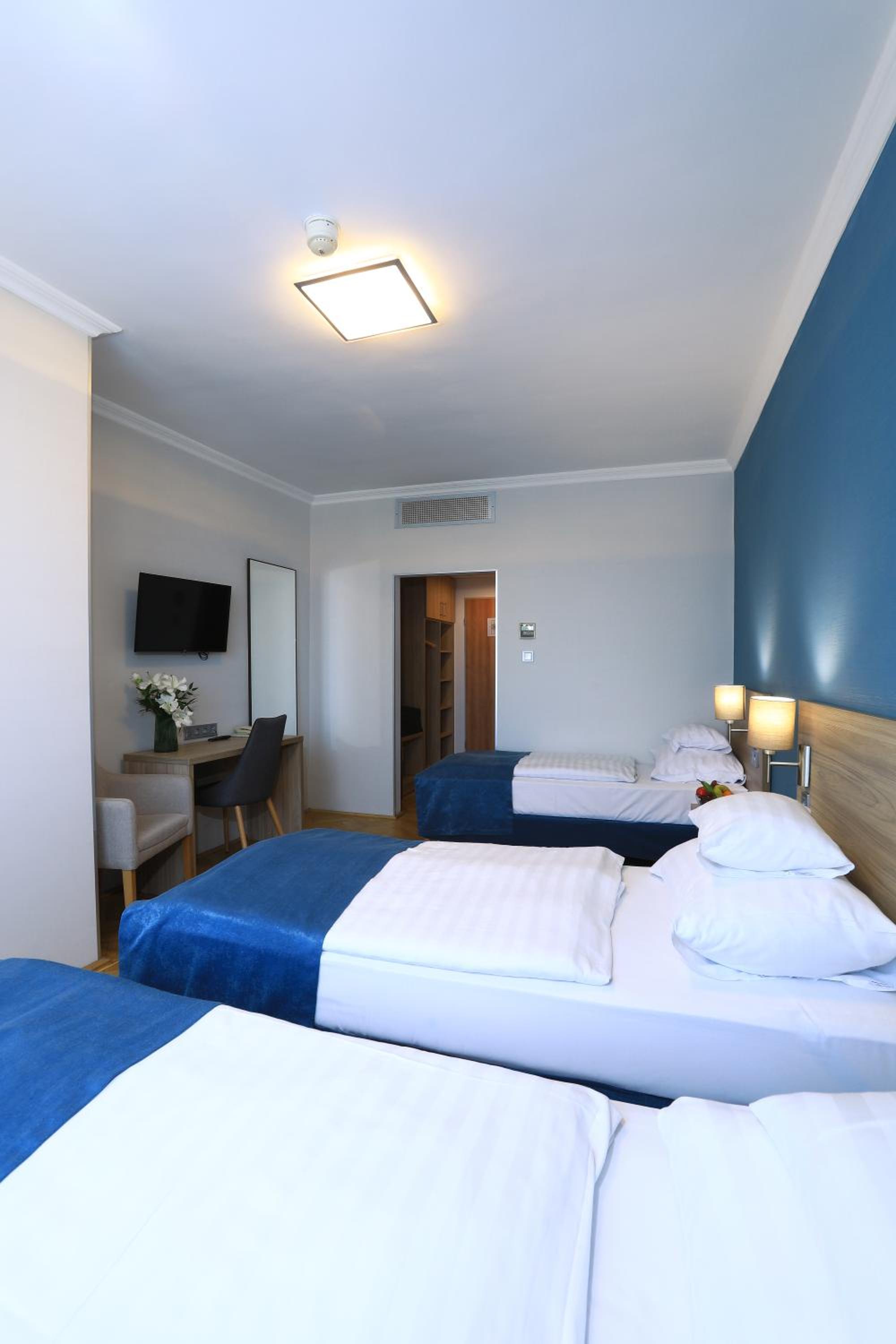 Comfort Triple Room - Photo 3