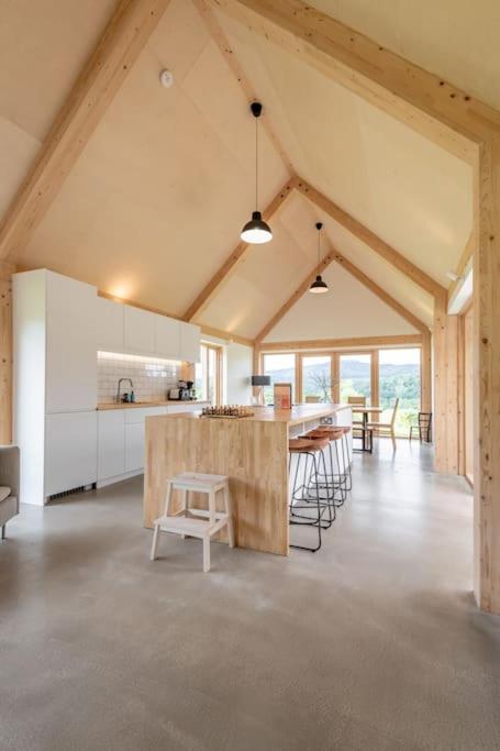 Four-Bedroom House photo 2