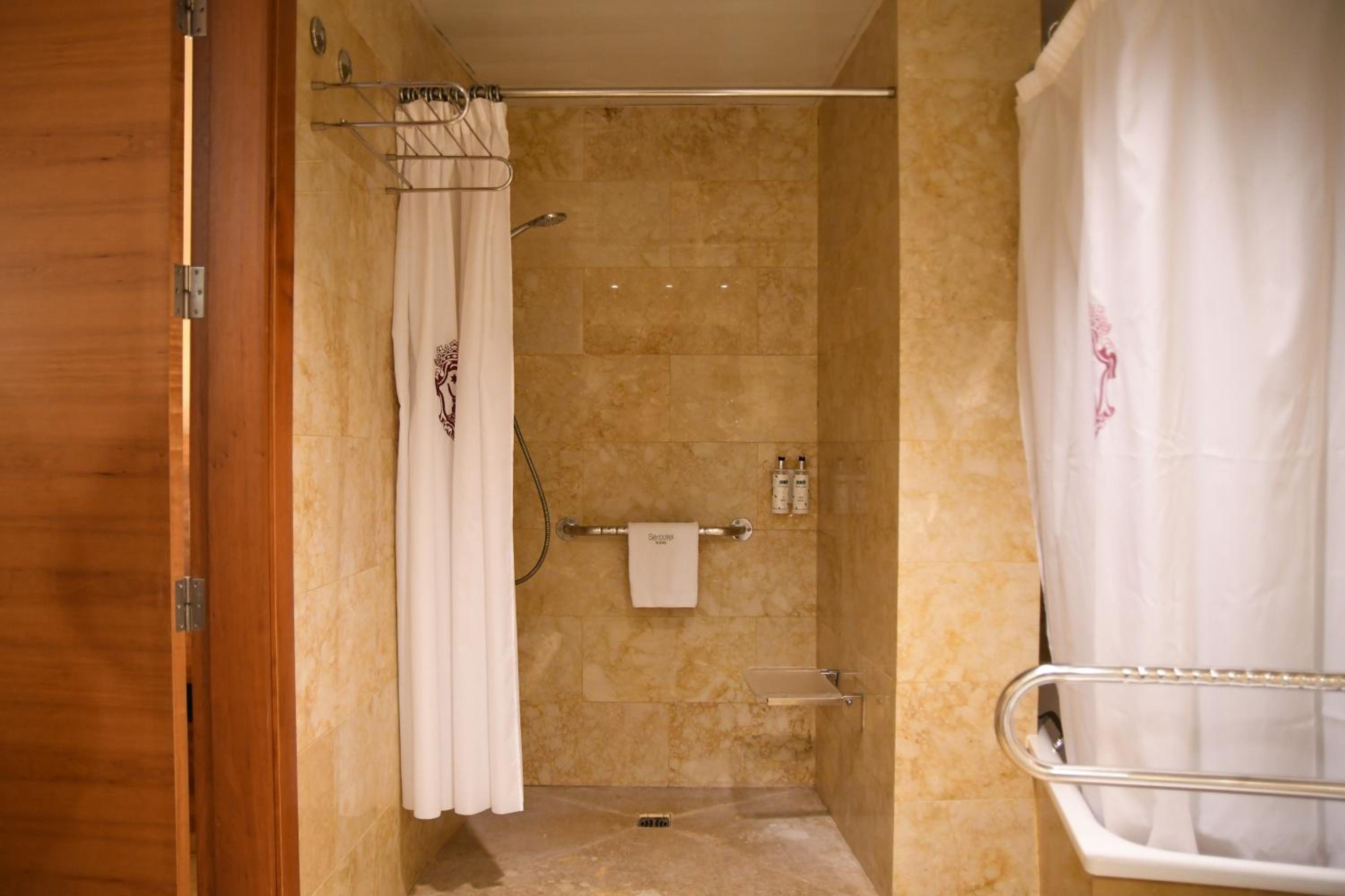 Double Room (1-2 people) - Photo 5