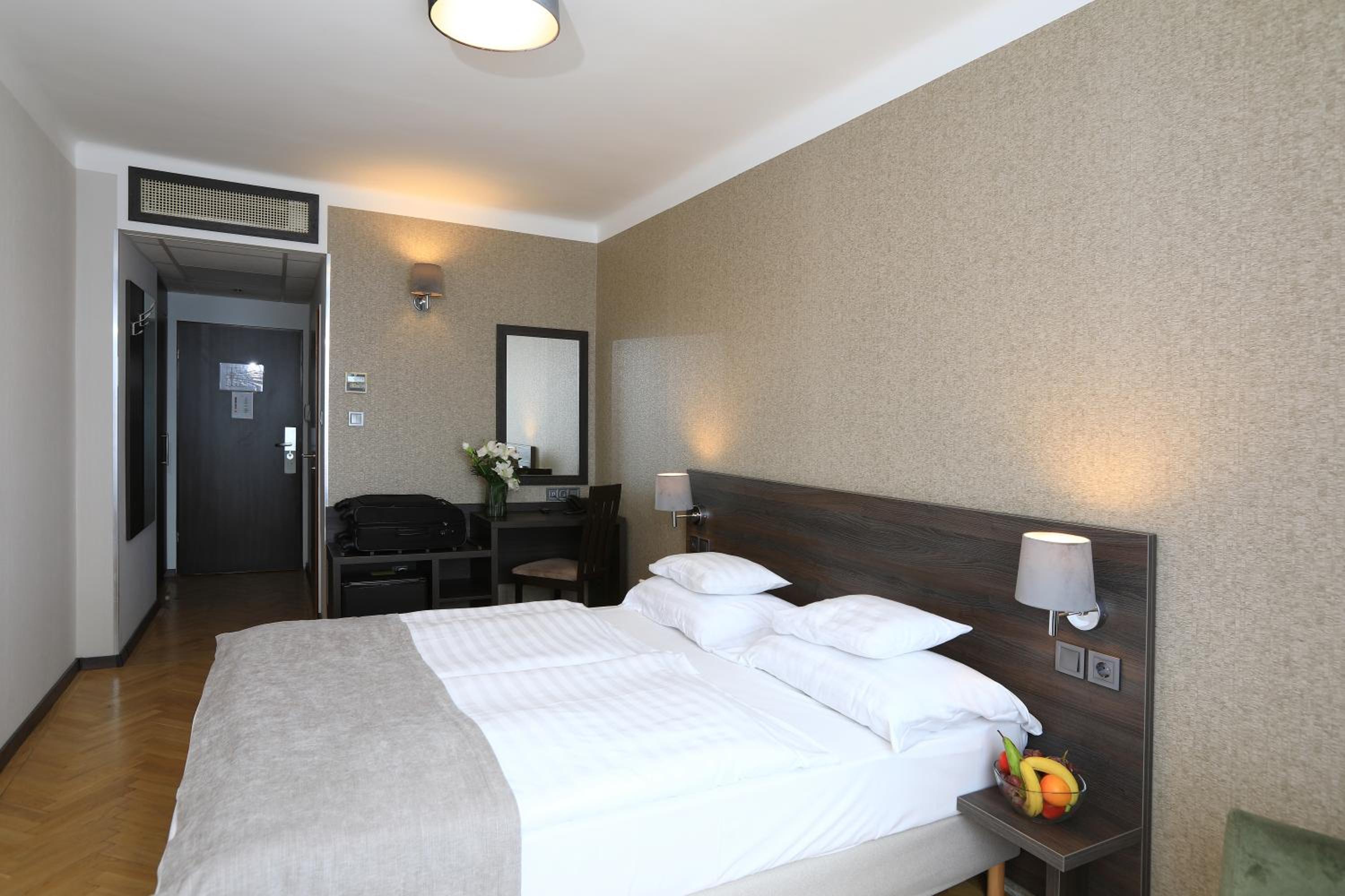 Comfort Double or Twin Room - Photo 5