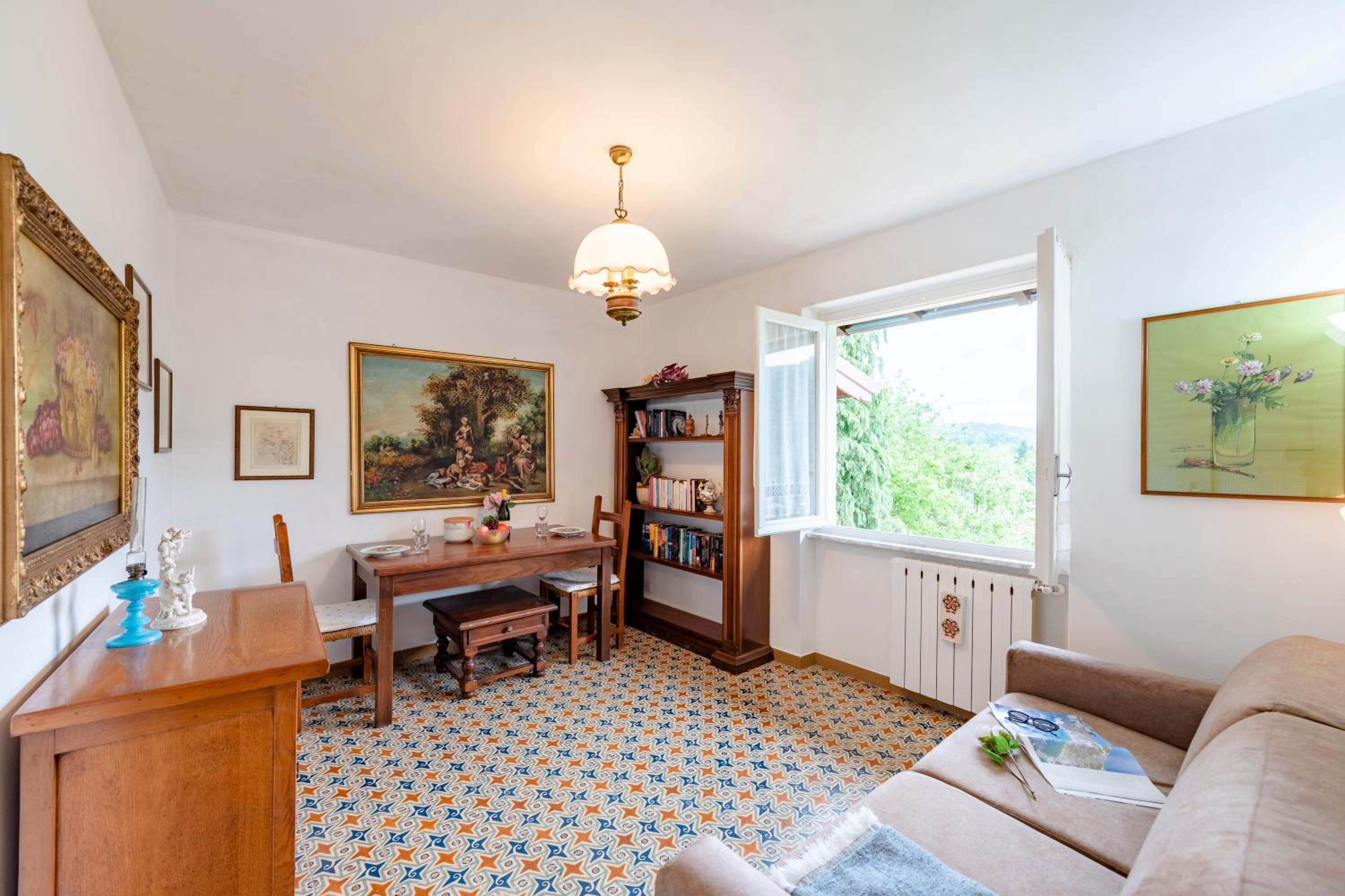 Apartment with Balcony photo 1