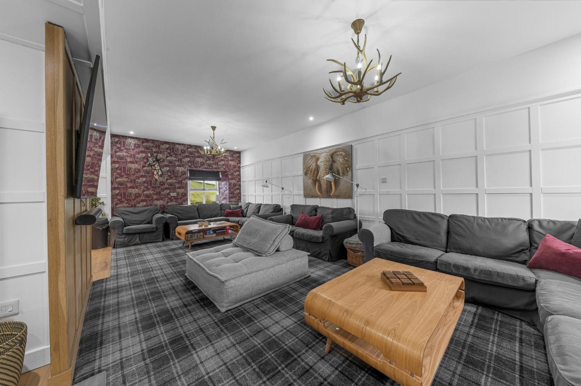 Apartment photo 2