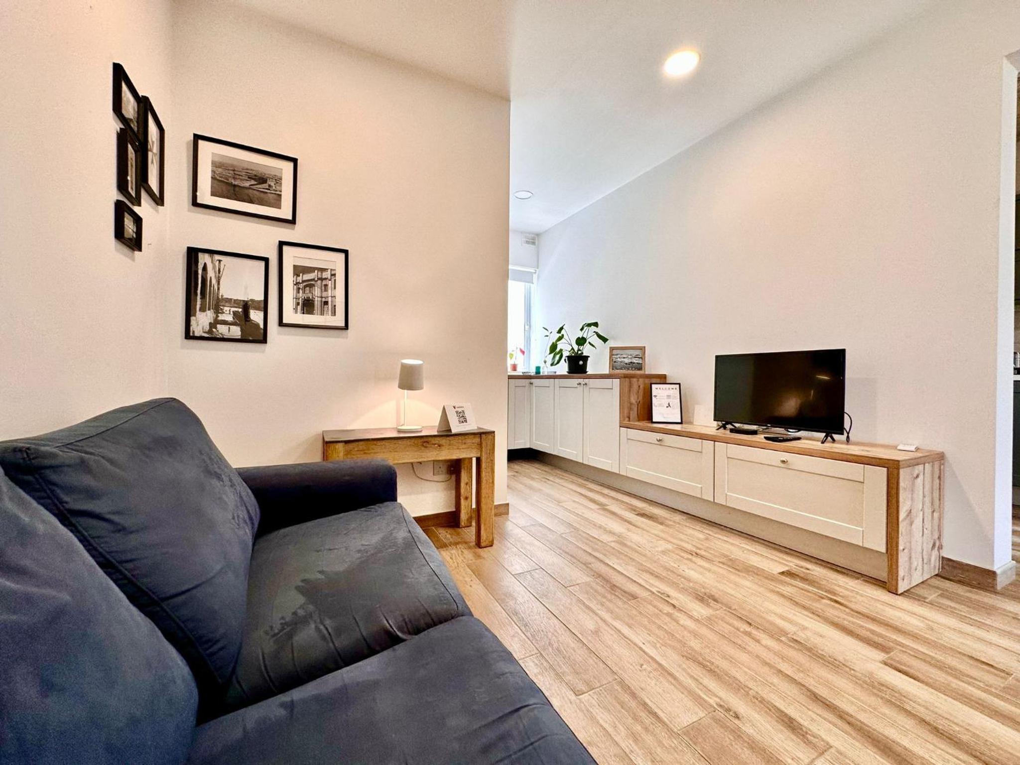 One-Bedroom Premier Apartment