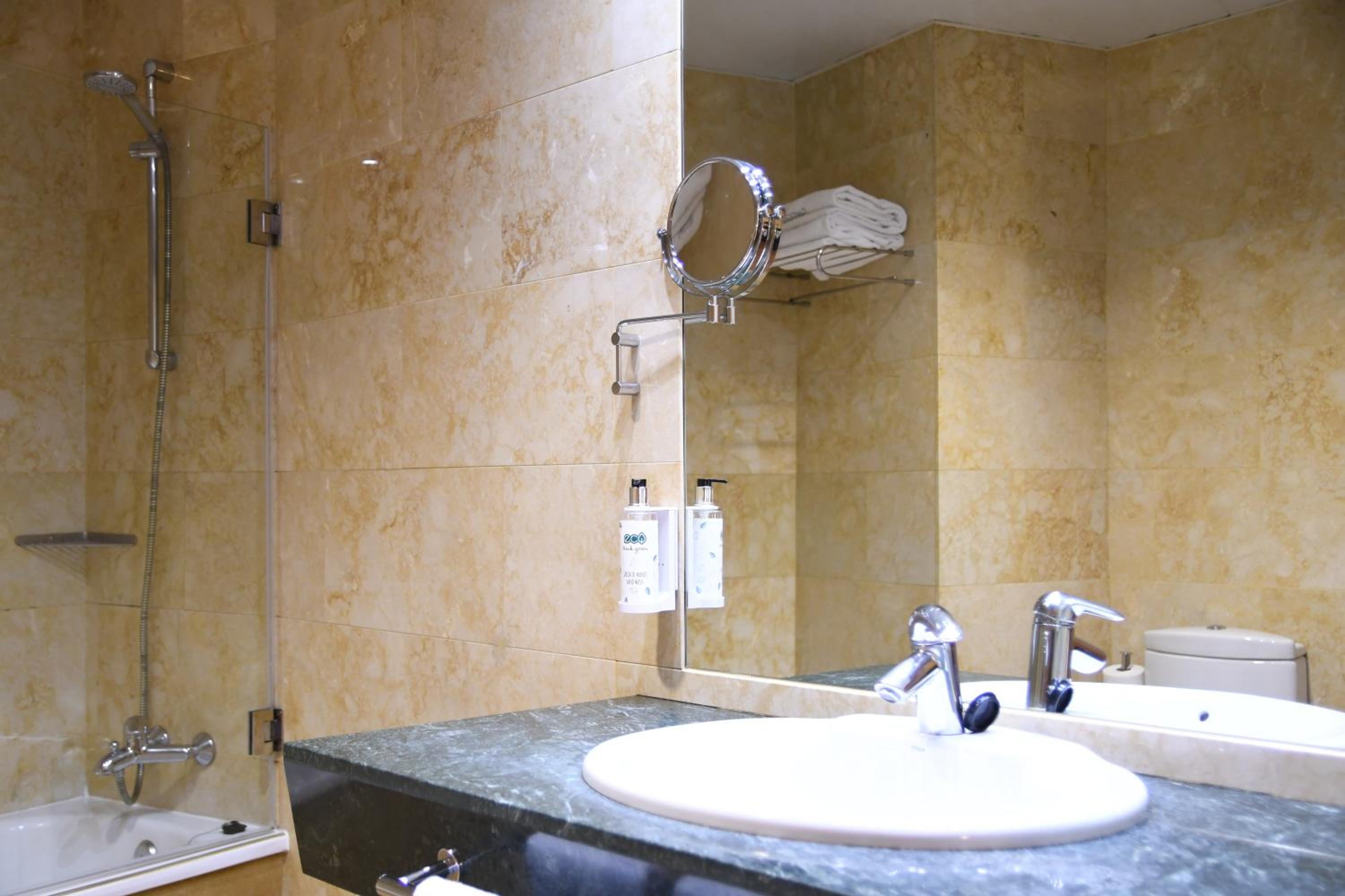 Superior Room - Photo 4