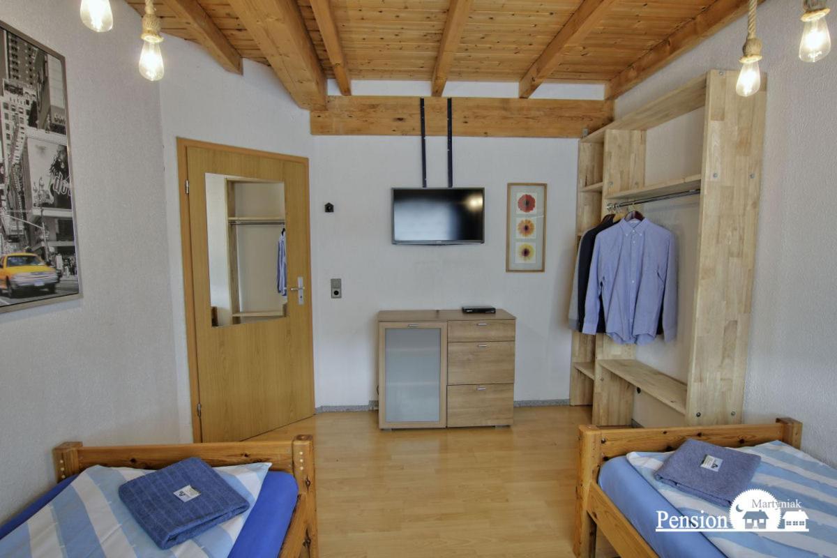 Double Room with Shared Bathroom photo 2