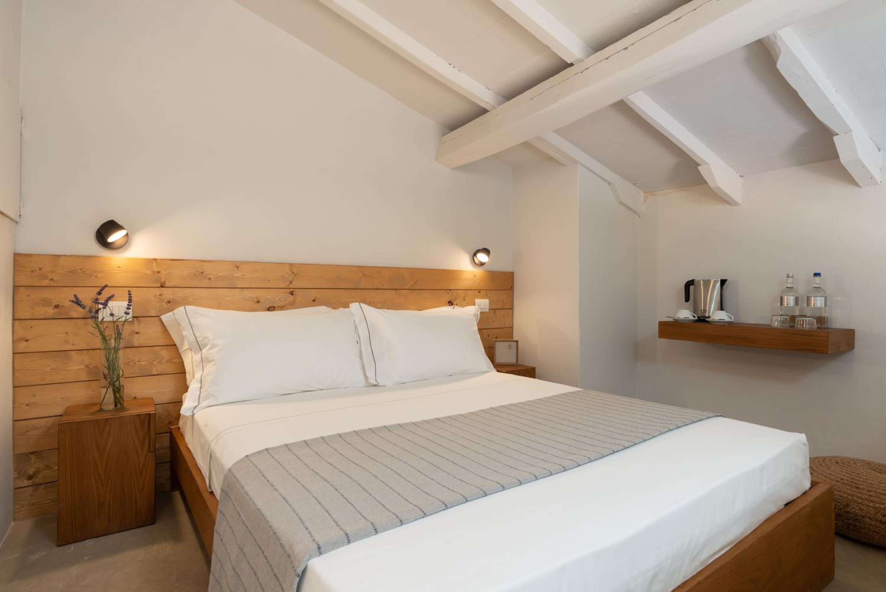 Duplex Suite - Photo 1