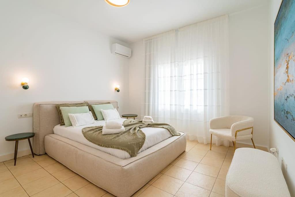 Villa de Tres Habitaciones