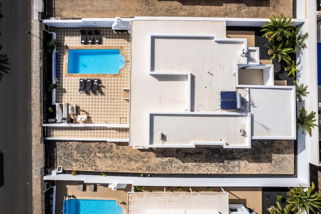 Three-Bedroom Villa photo 2