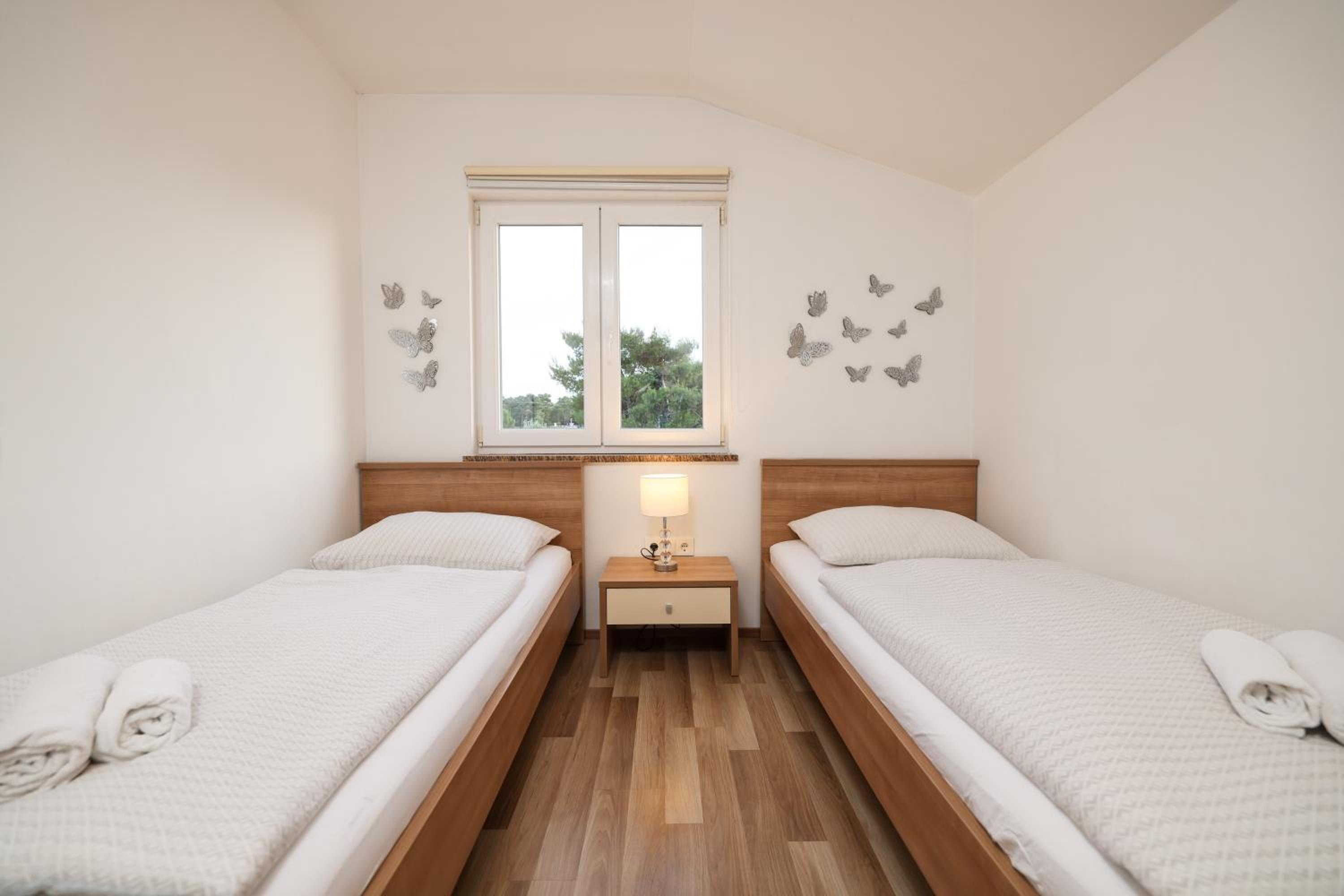 Two-Bedroom Apartment - Photo 40