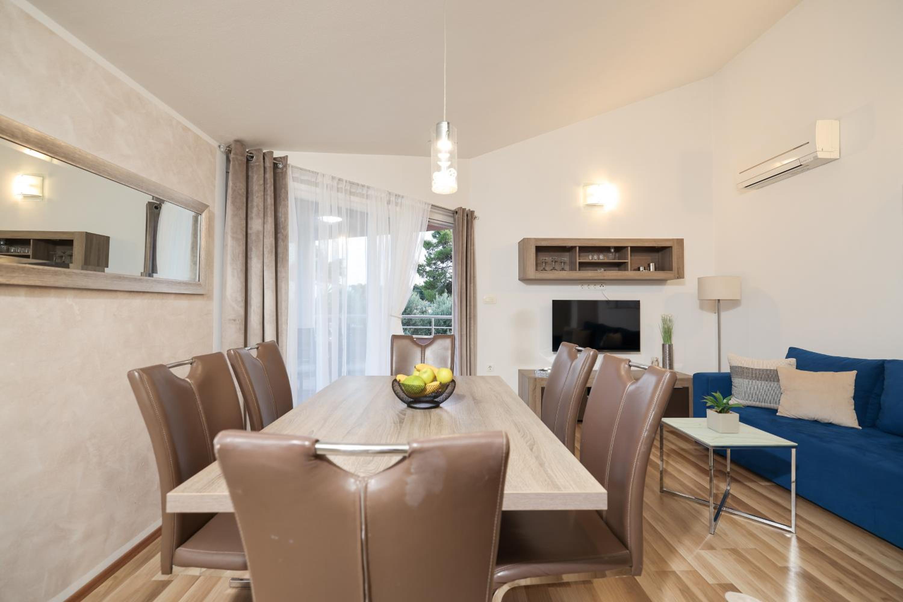Two-Bedroom Apartment - Photo 9