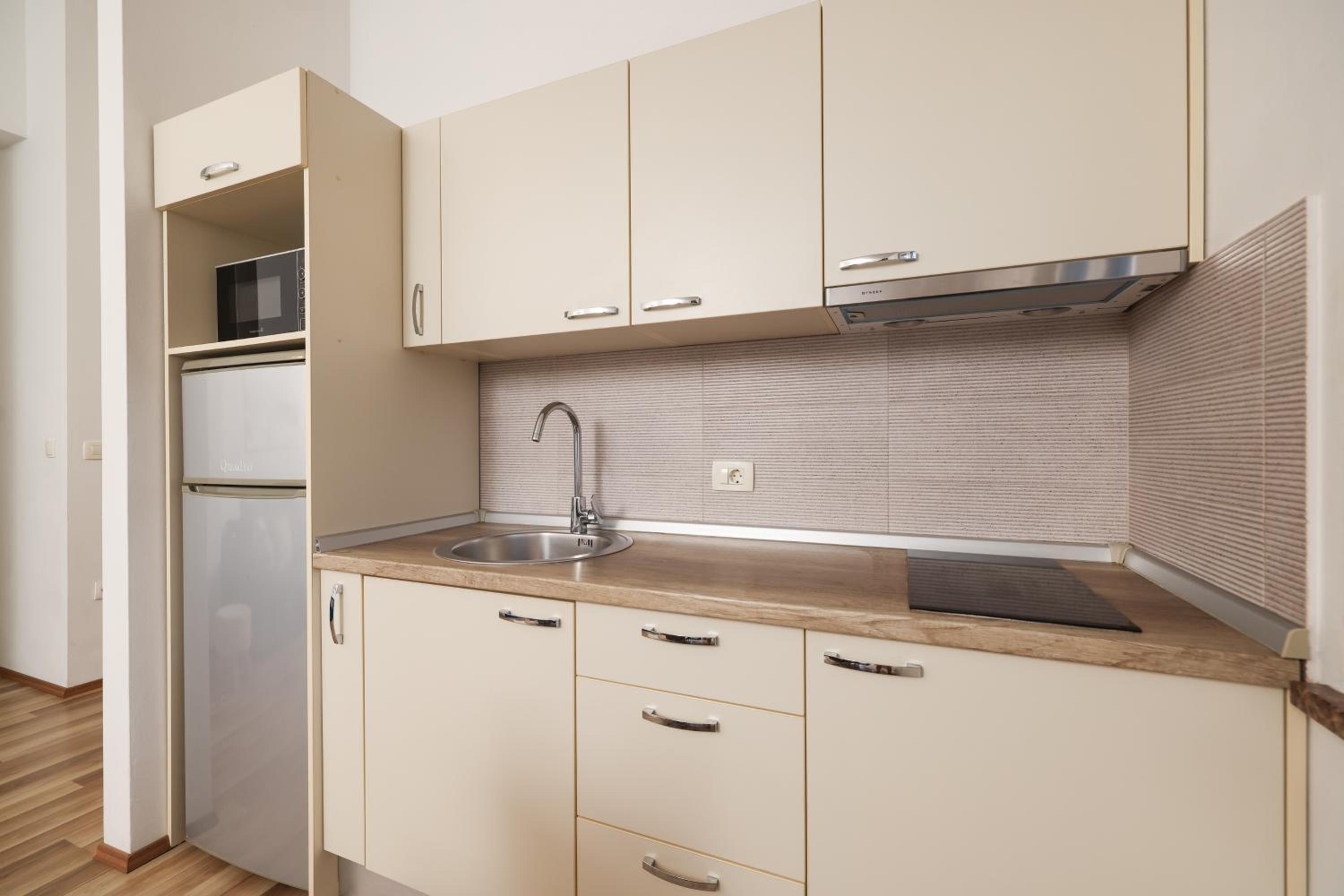 Two-Bedroom Apartment - Photo 27