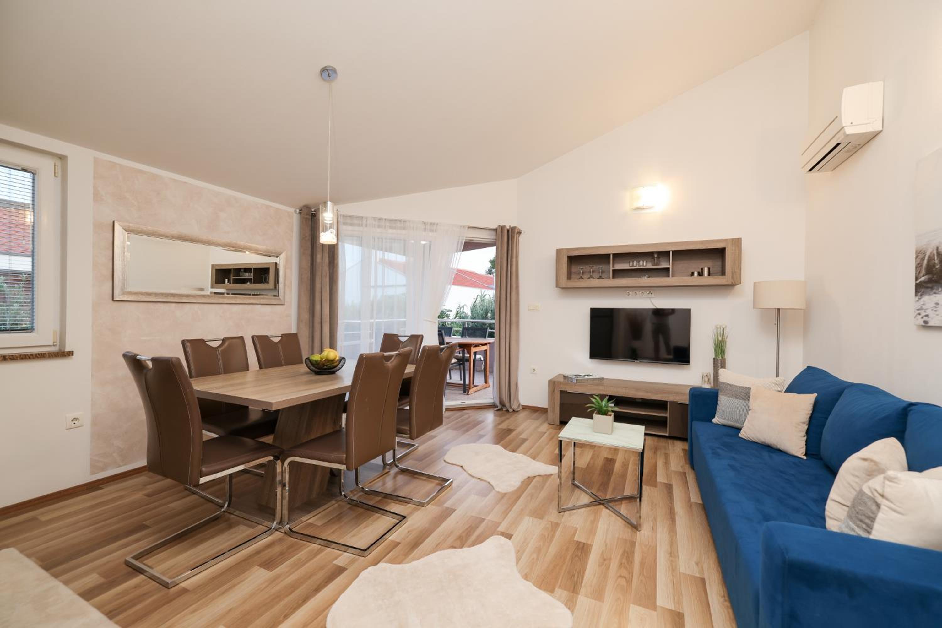 Two-Bedroom Apartment - Photo 28