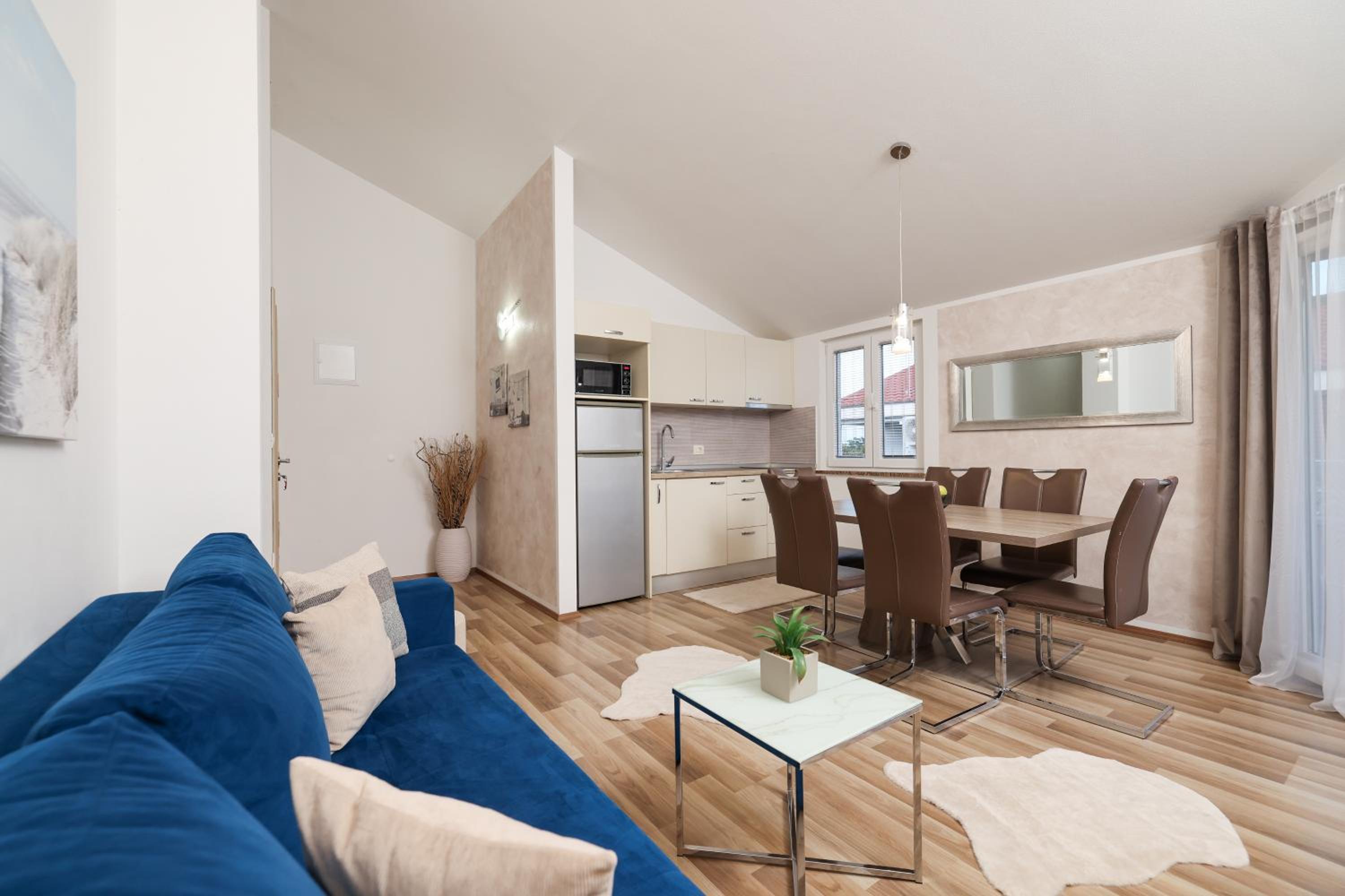 Two-Bedroom Apartment - Photo 22