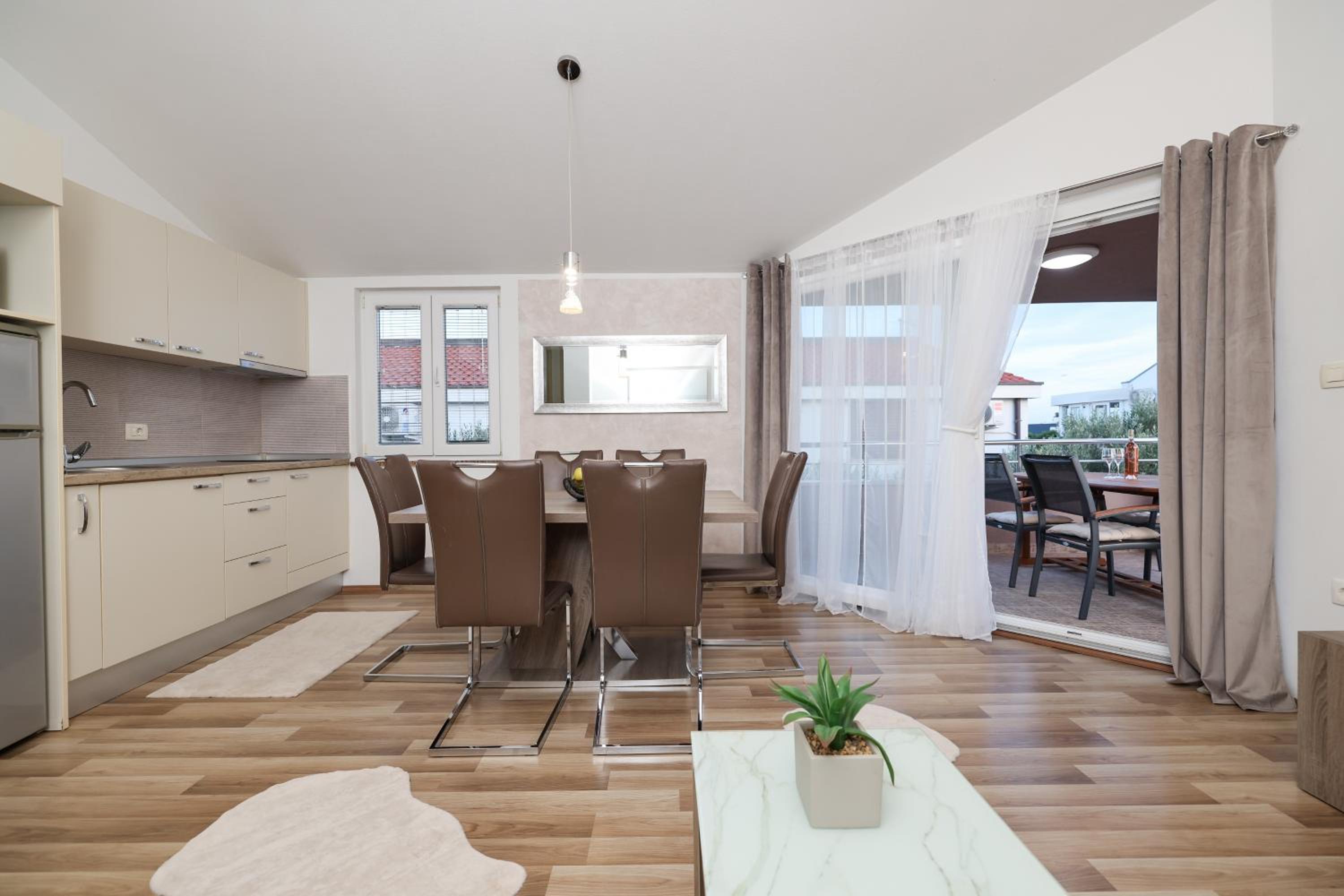 Two-Bedroom Apartment - Photo 19