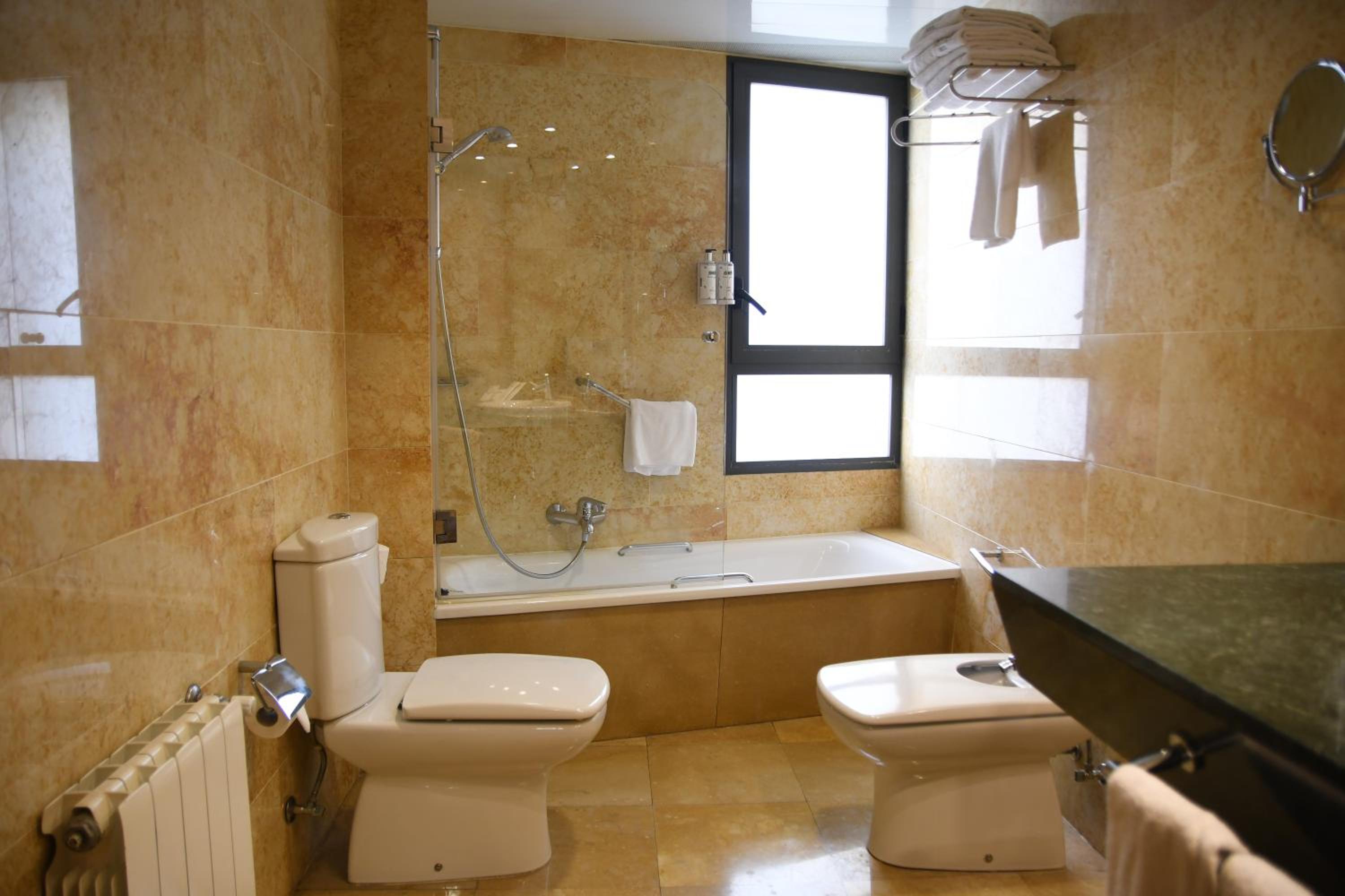 Triple Room - Photo 5