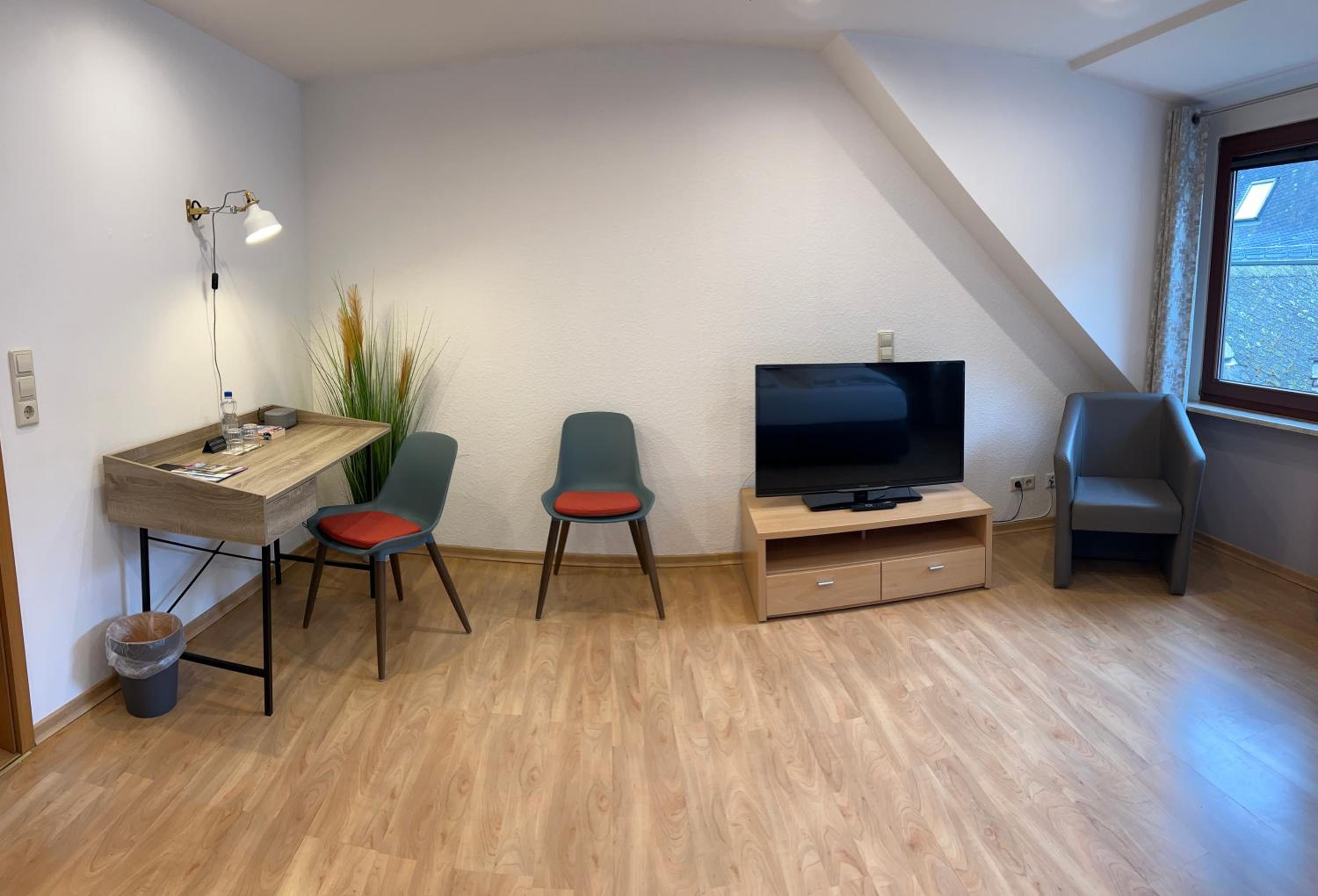 Double Room - Photo 4