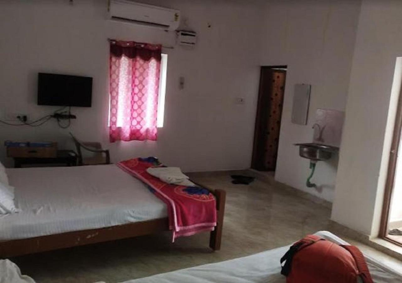 Quadruple Room - Photo 6