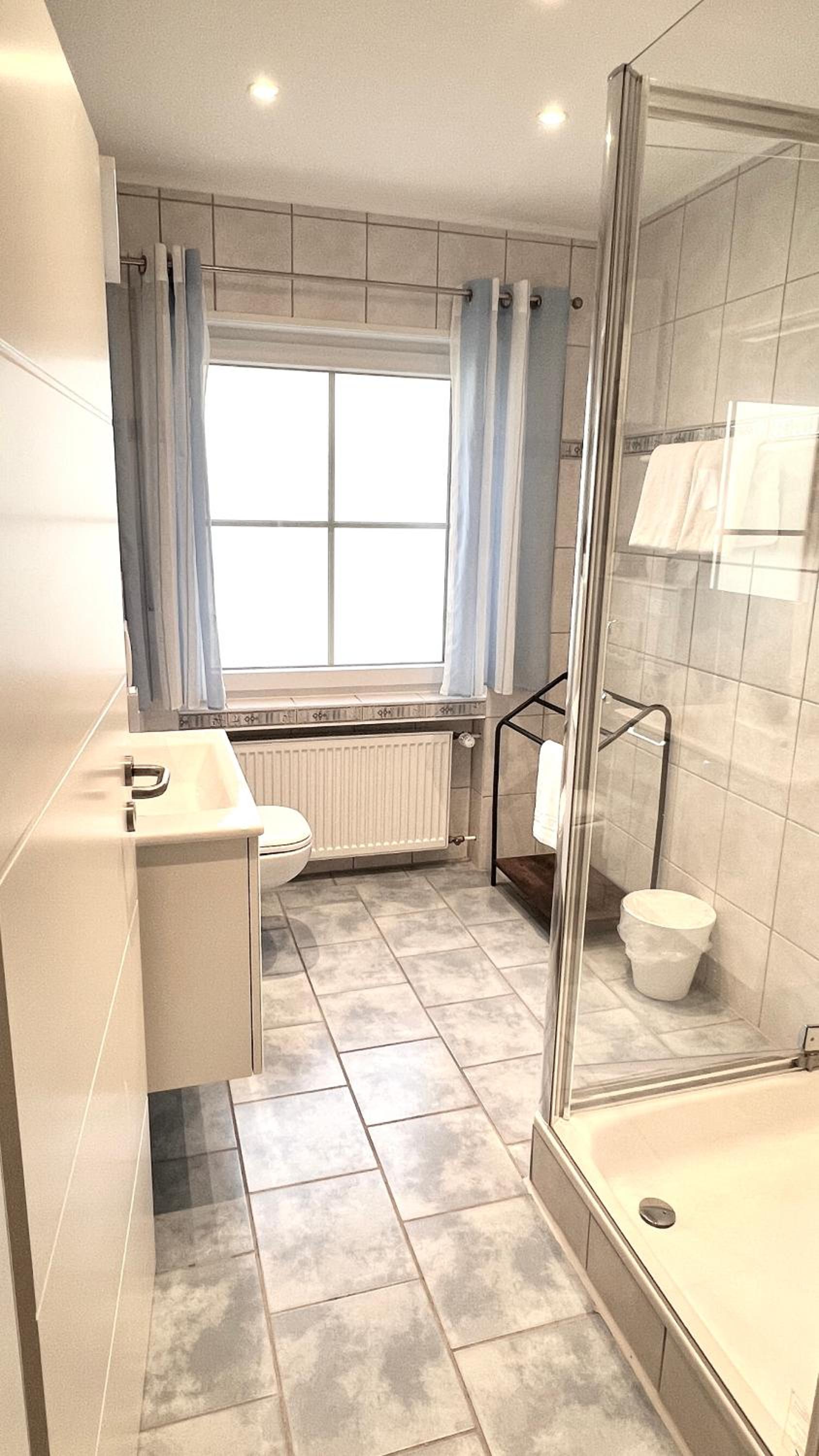 Double Room - Photo 13
