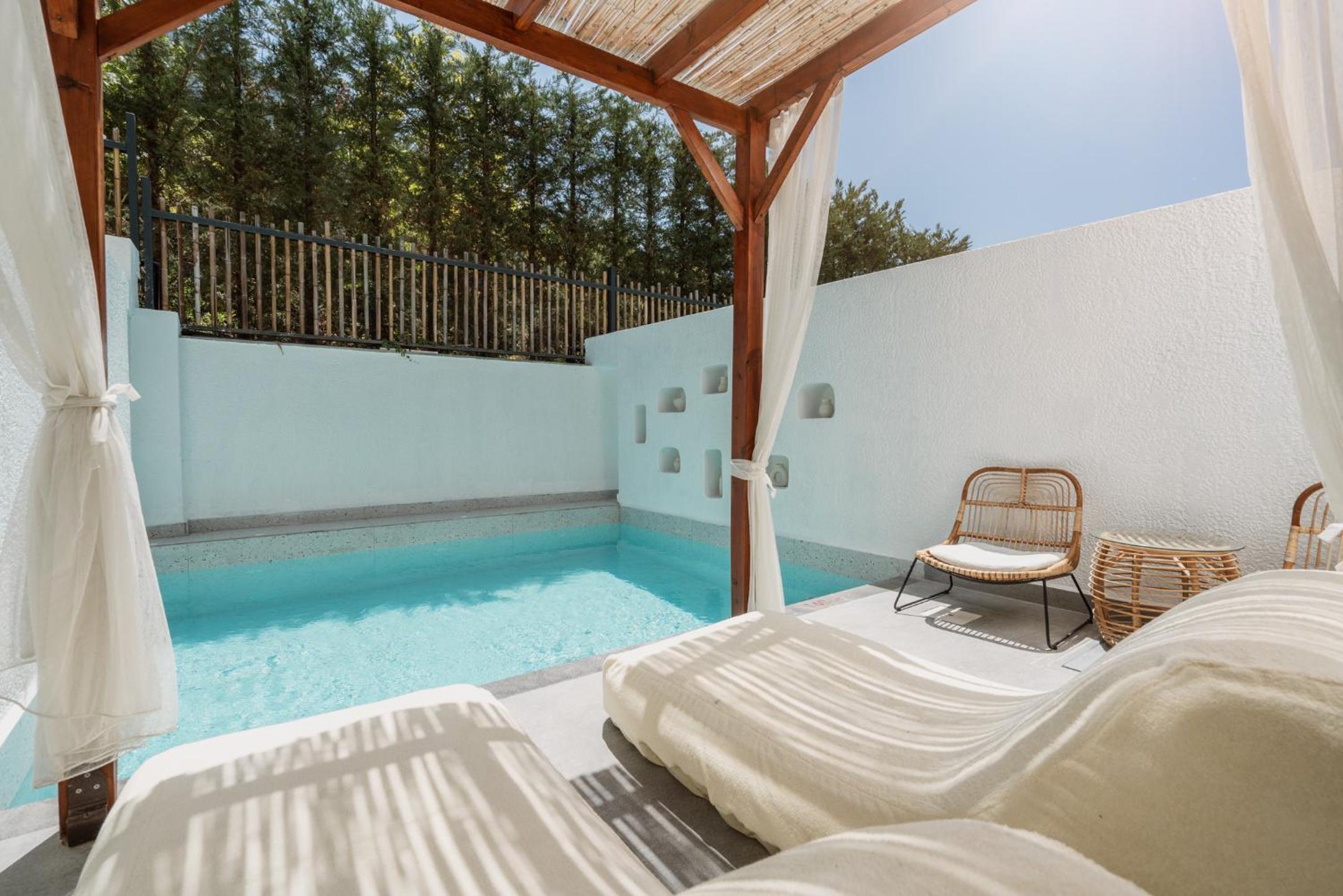 Royal Swim Up  Suite - Photo 4
