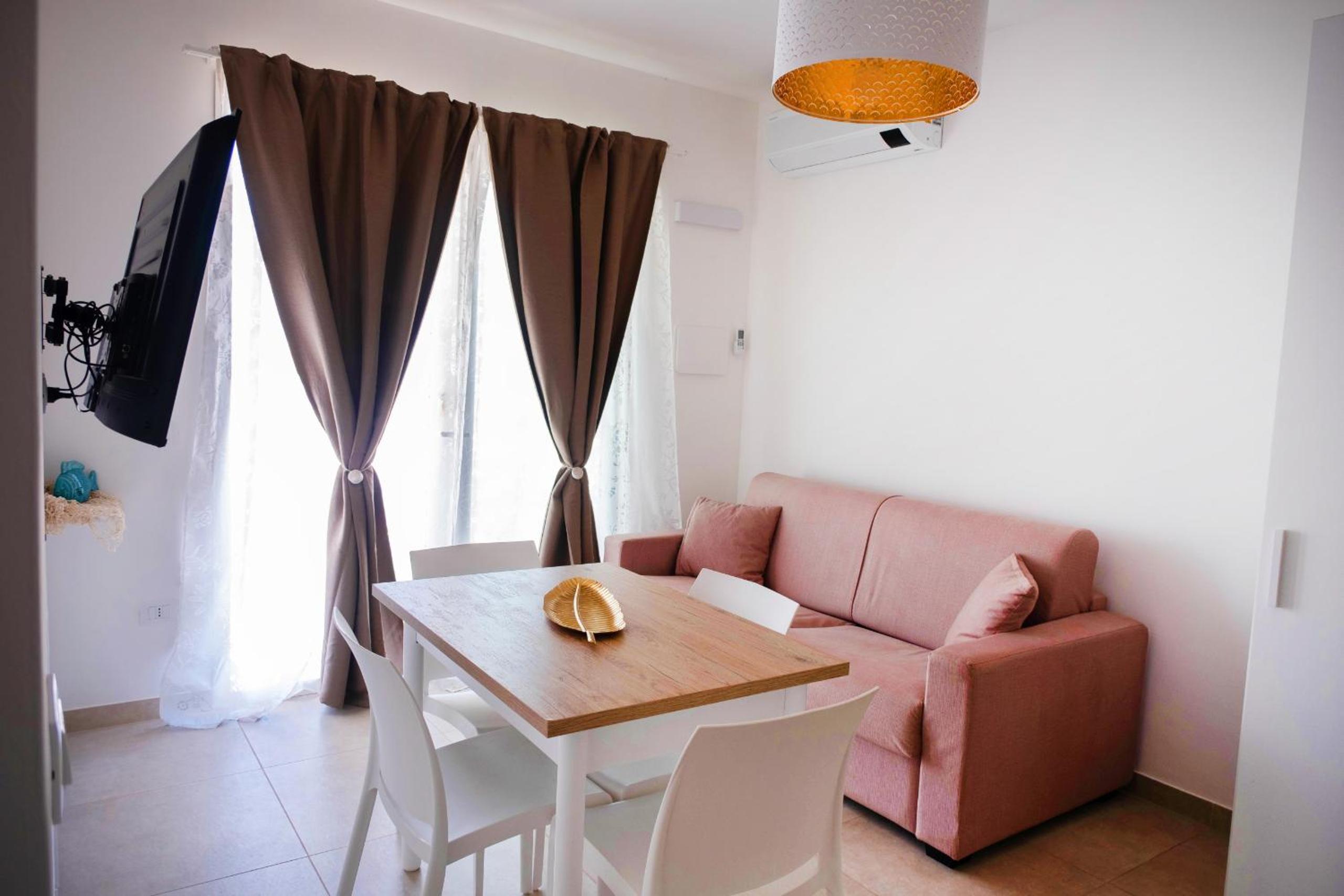 One-Bedroom Family Apartment