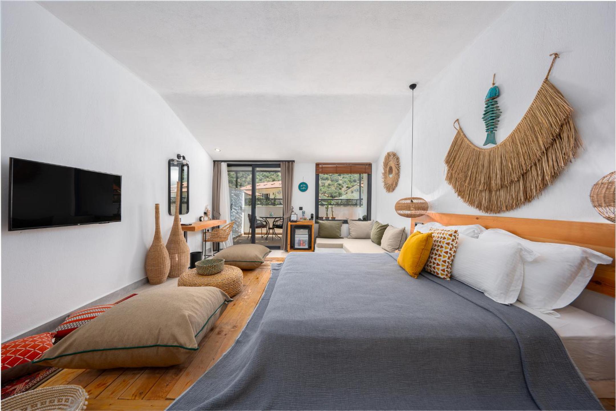 Penthouse Suite - Photo 3
