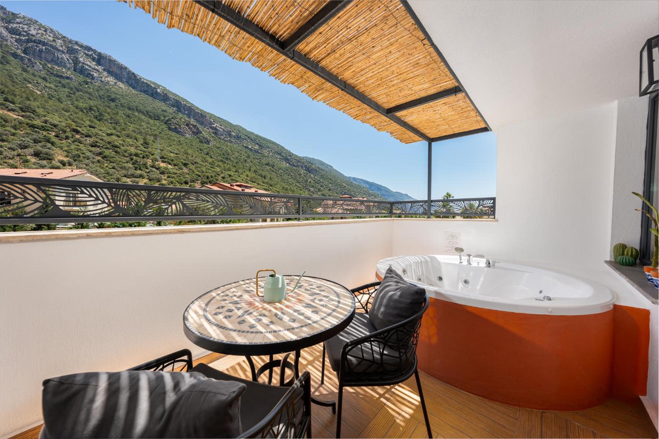 Penthouse Suite - Photo 5